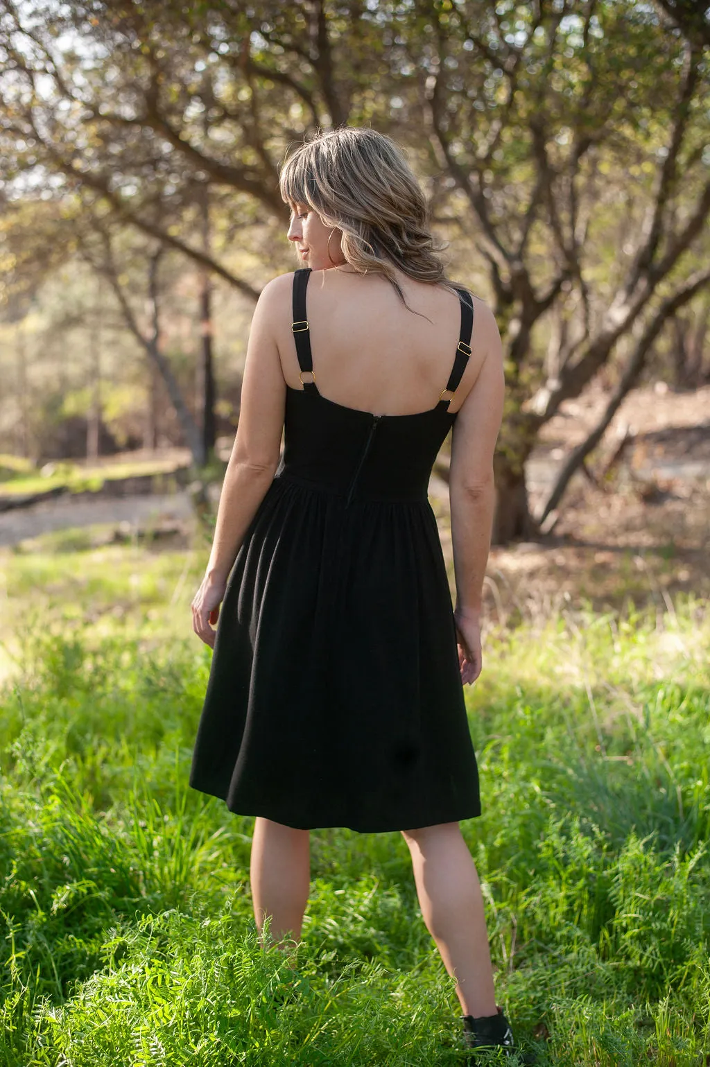 Comfy Fit Wear Agnes dress in Black Linen