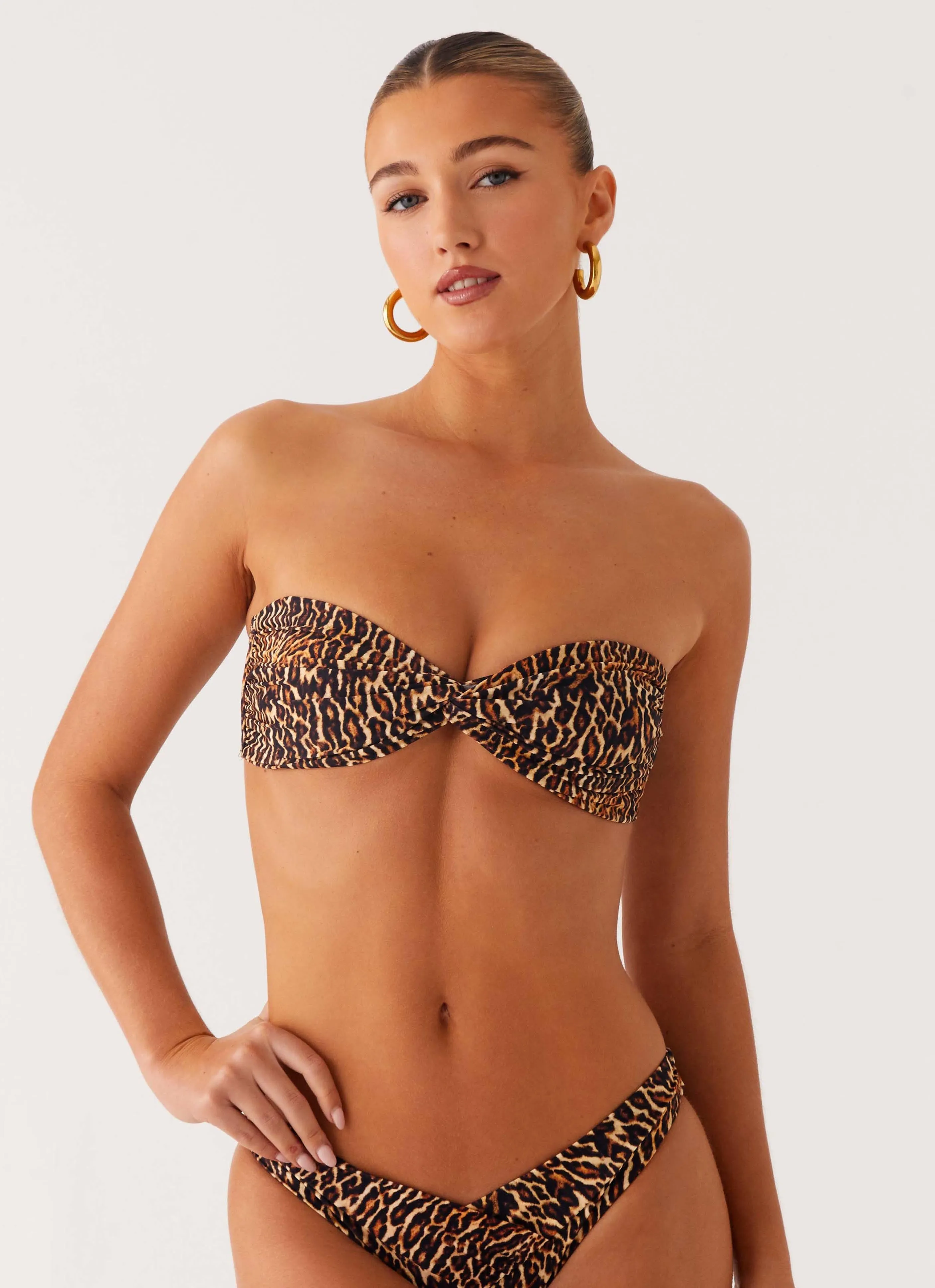Molded Inner Layer Beach Ready Delta Bandeau Bikini Top - Cheetah