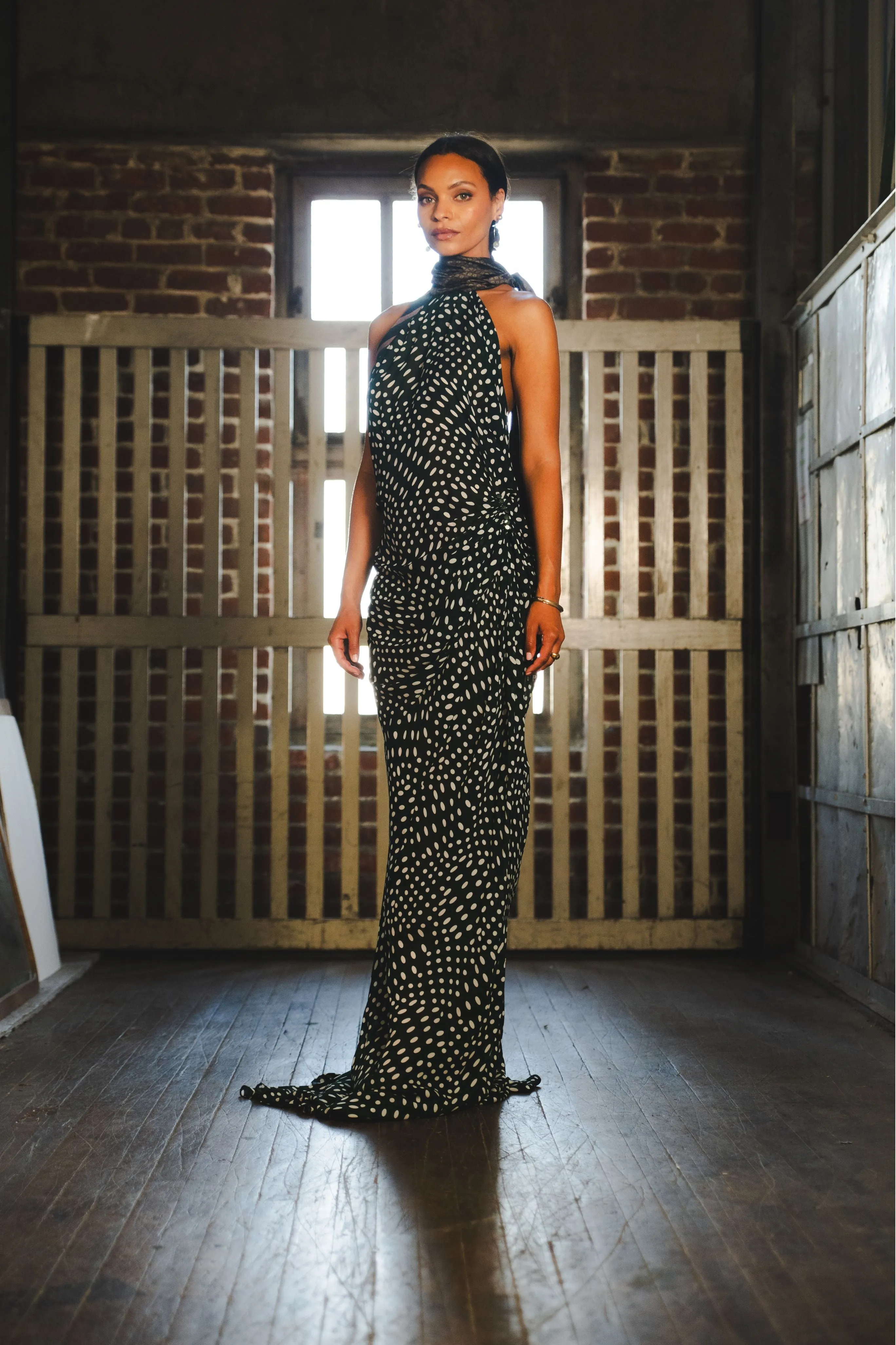 Sleeveless Cut Devira Dress