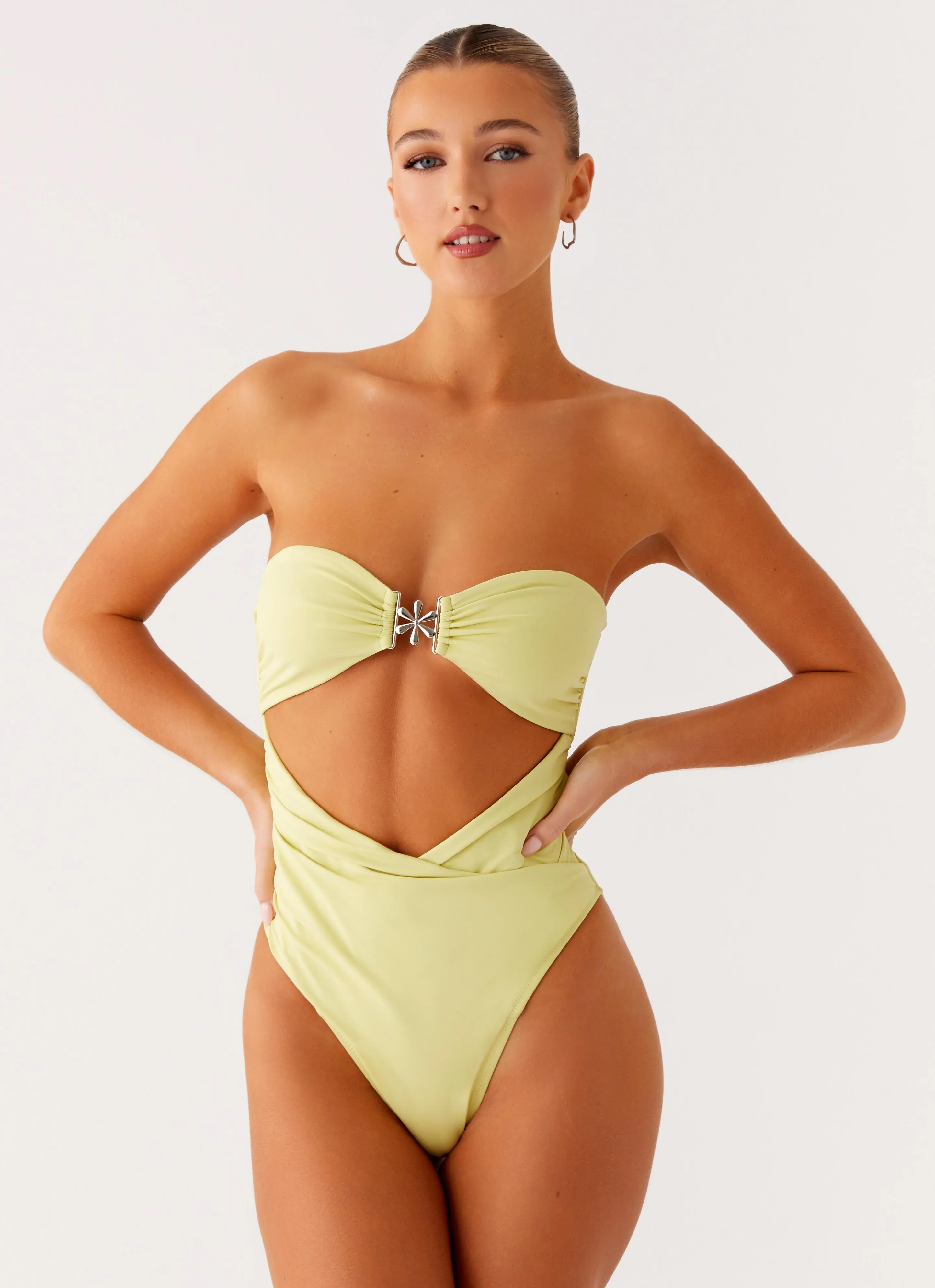 Water Repellent Coating Chlorine Resistant Coating Ocean Tempest One Piece Swimsuit - Lime