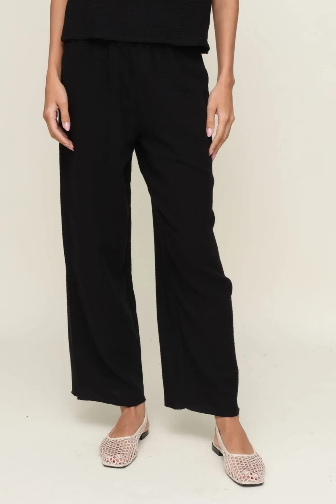 SmoothZipper Soft Touch Material Leon Crop Double Gauze Pant