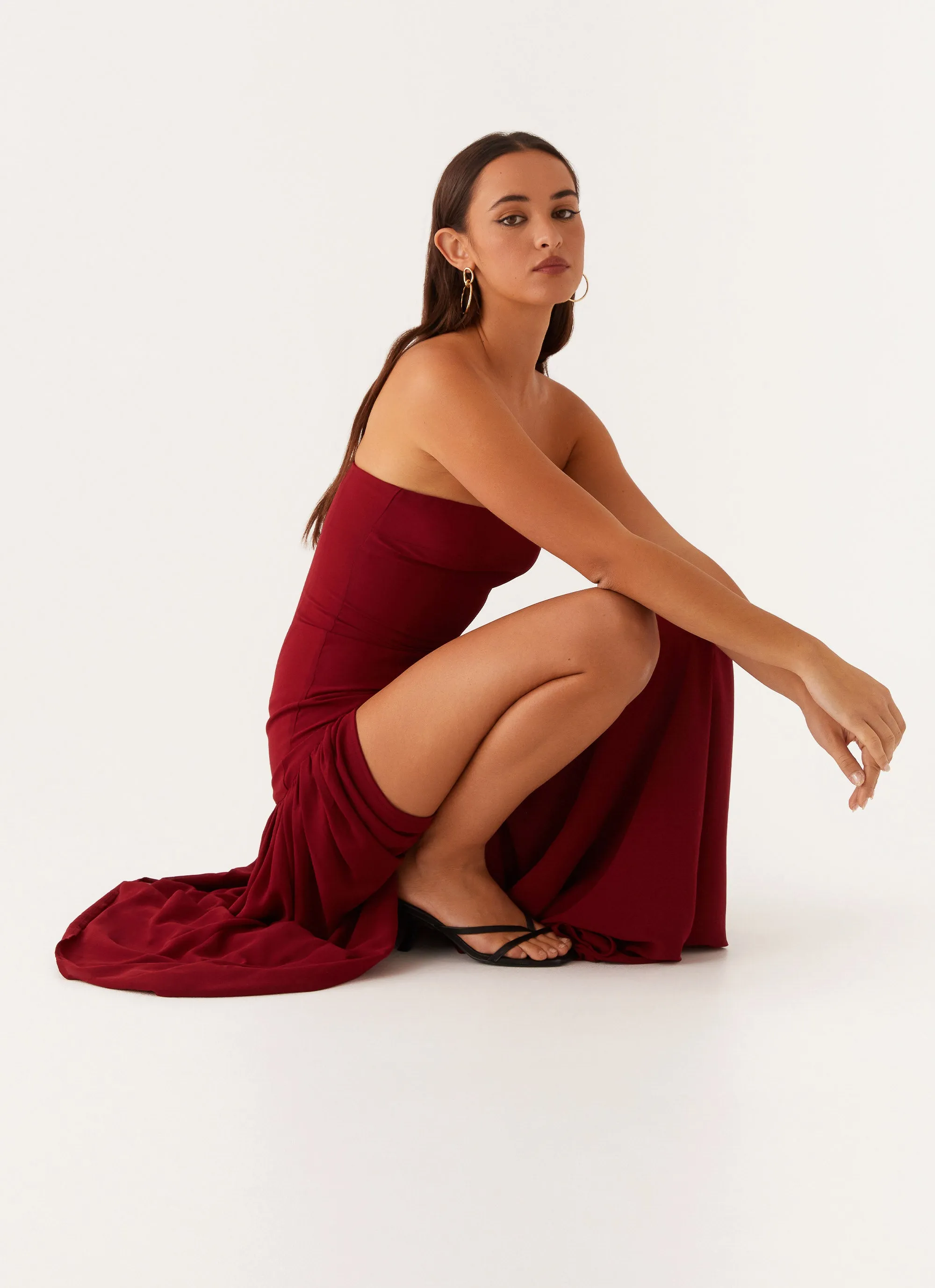 Eden Strapless Maxi Dress - Maroon Elegance Glow