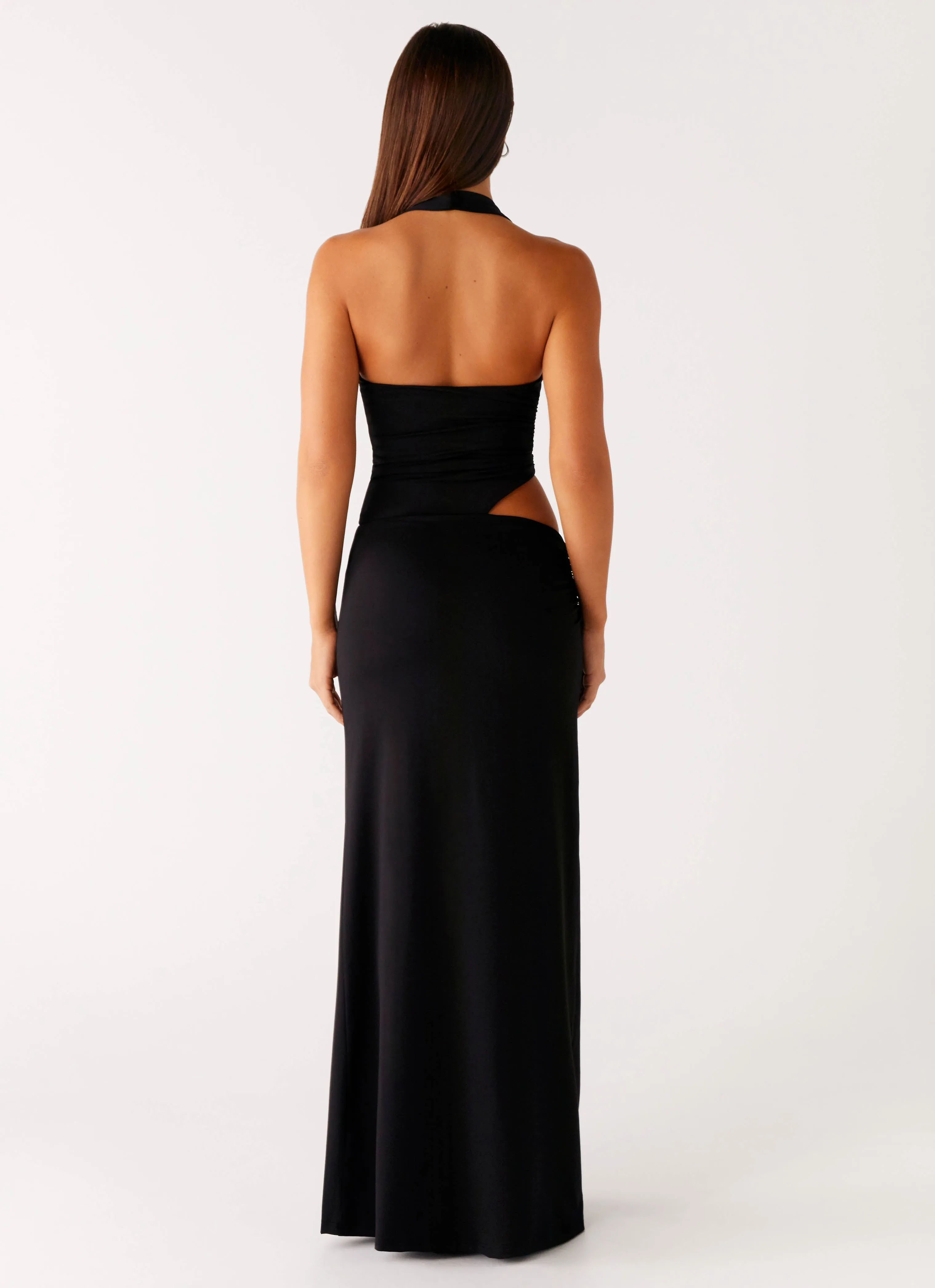 Understated Elegance Relaxed-fit gown Chella Maxi Dress - Black