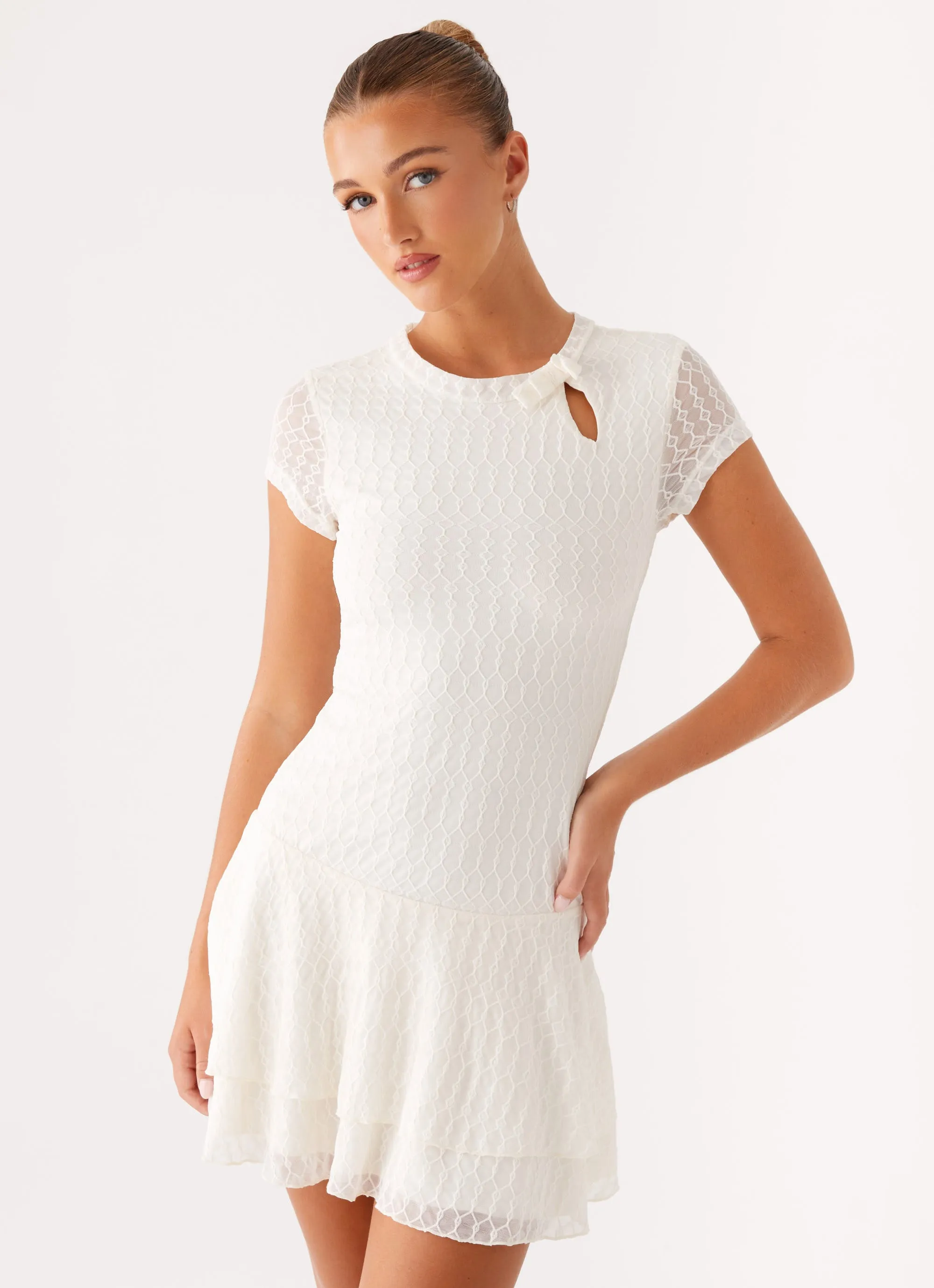 Outfit Essence Figure Flattering Esty Mini Dress - Ivory
