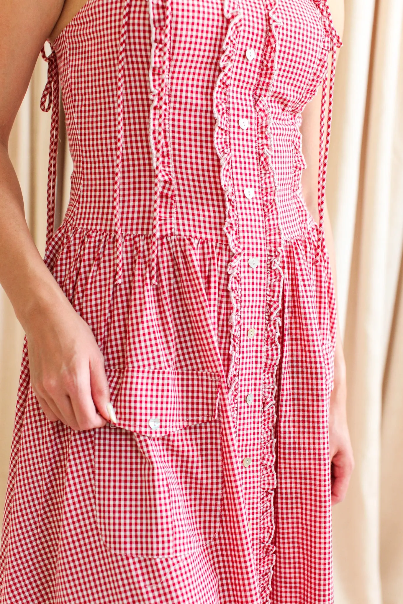 Emery Gingham Midi Dress - Red Basic Shape Timeless Wear