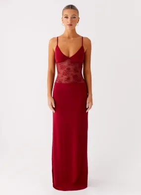 Envy Maxi Dress - Maroon Side-Pocket Sophisticated Design