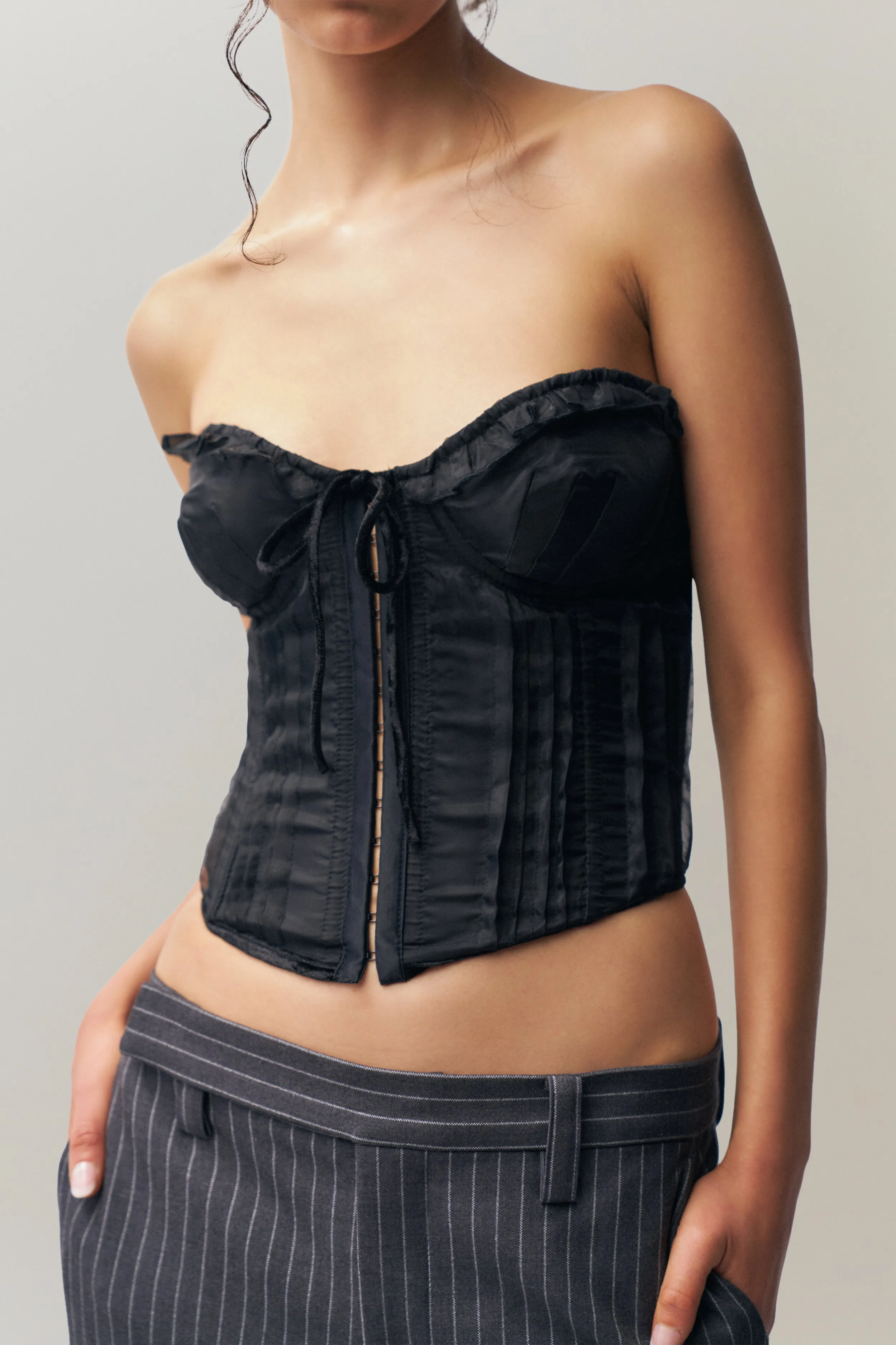 Pintuck Corset StretchFit Modern Design