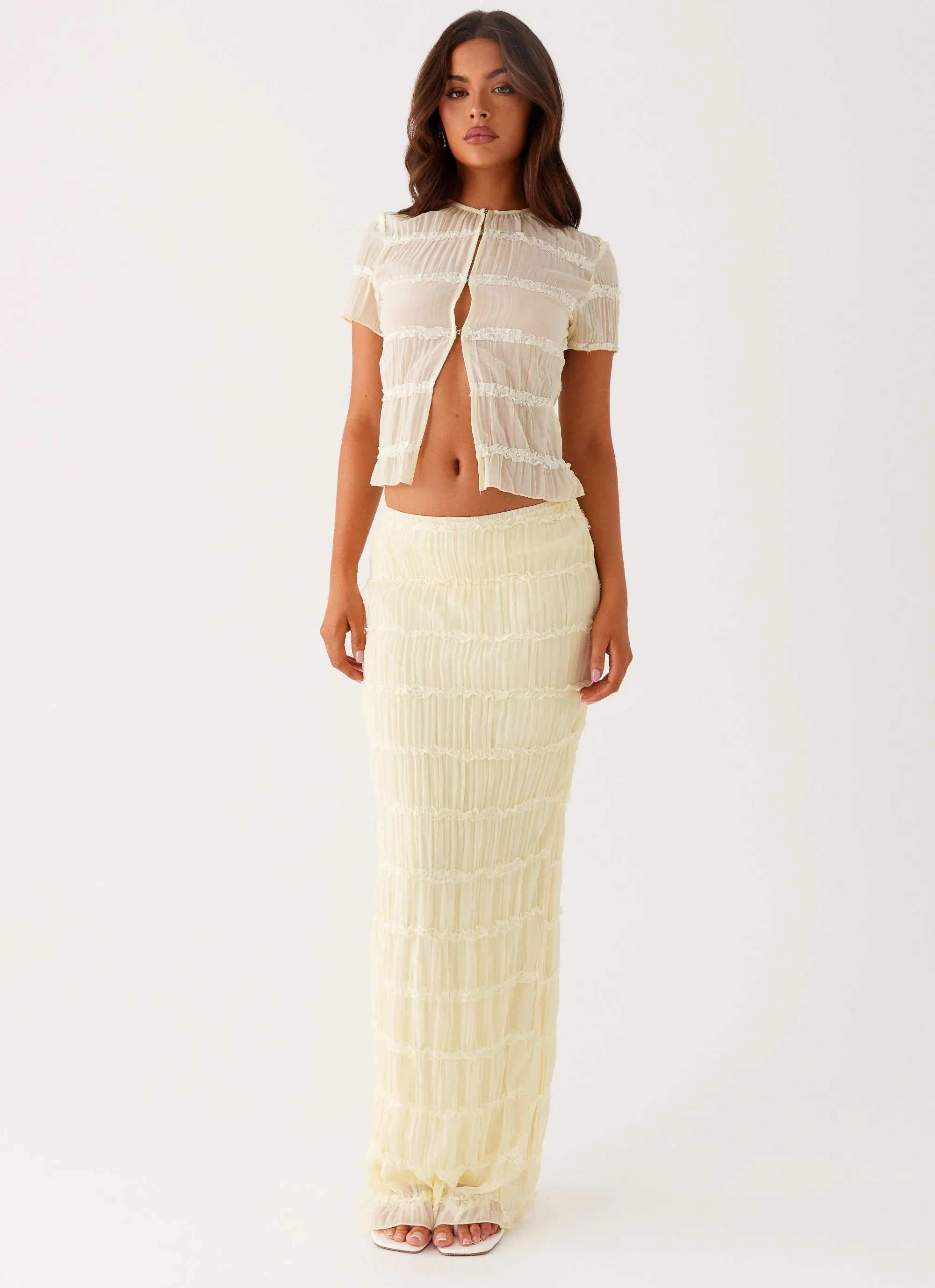 Daydreaming Low Rise Maxi Skirt - Yellow Breezy Mood button detail