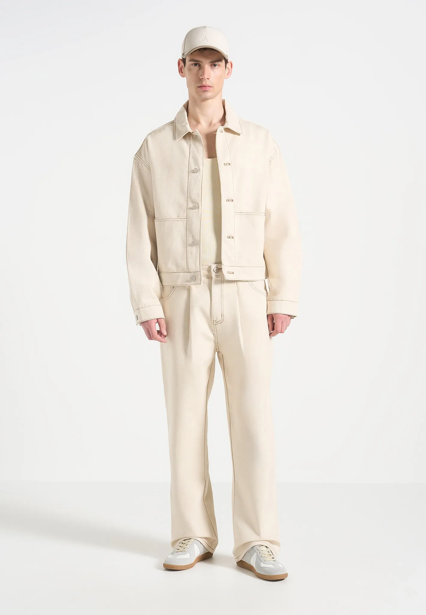 Arnault - Pleated Denim Jeans - Cream Sustainable Weekend Getaway Sunny Vibes Vibrant Relaxed Style