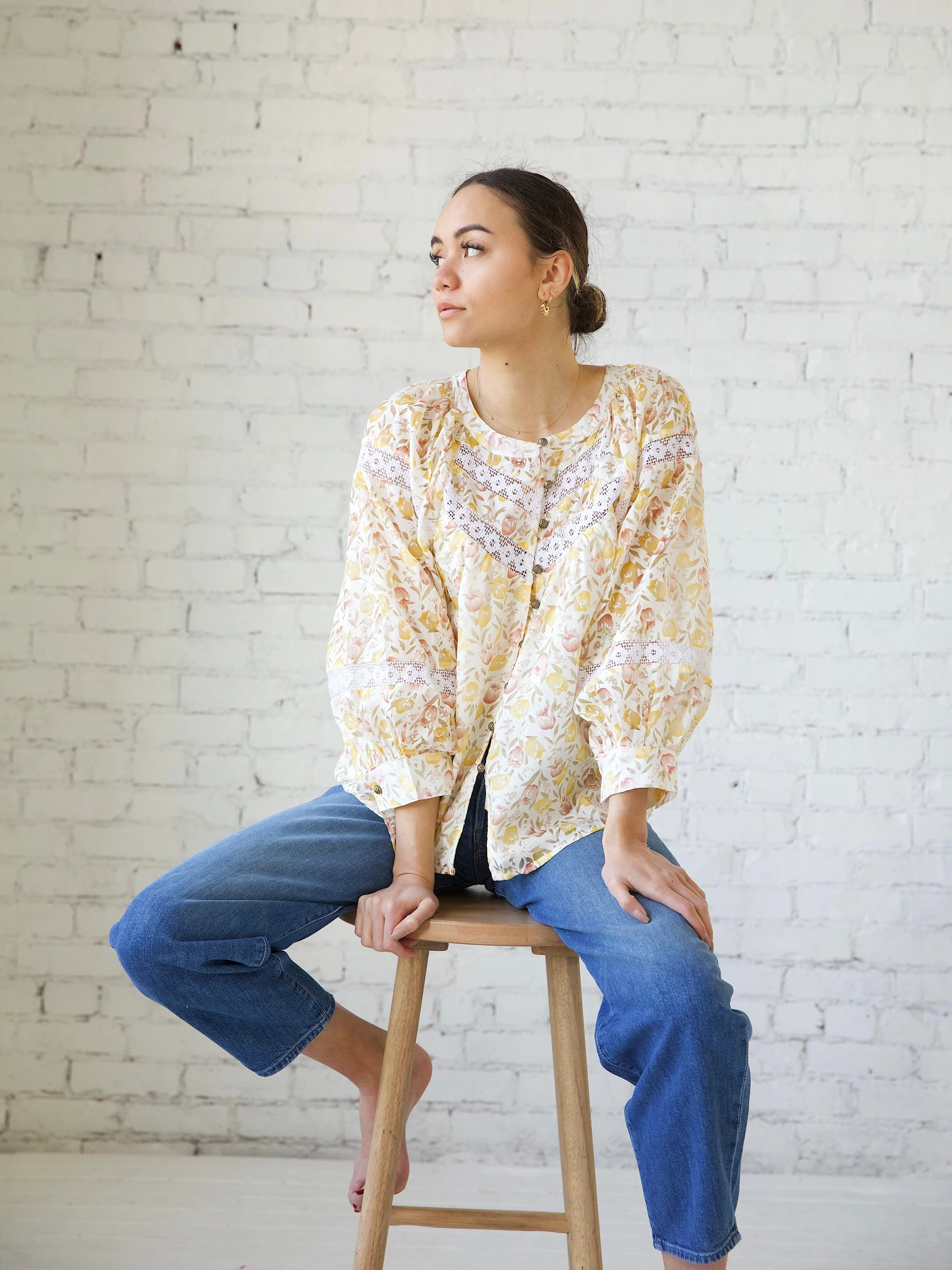 Evie Floral Blouse MinimalistAesthetic