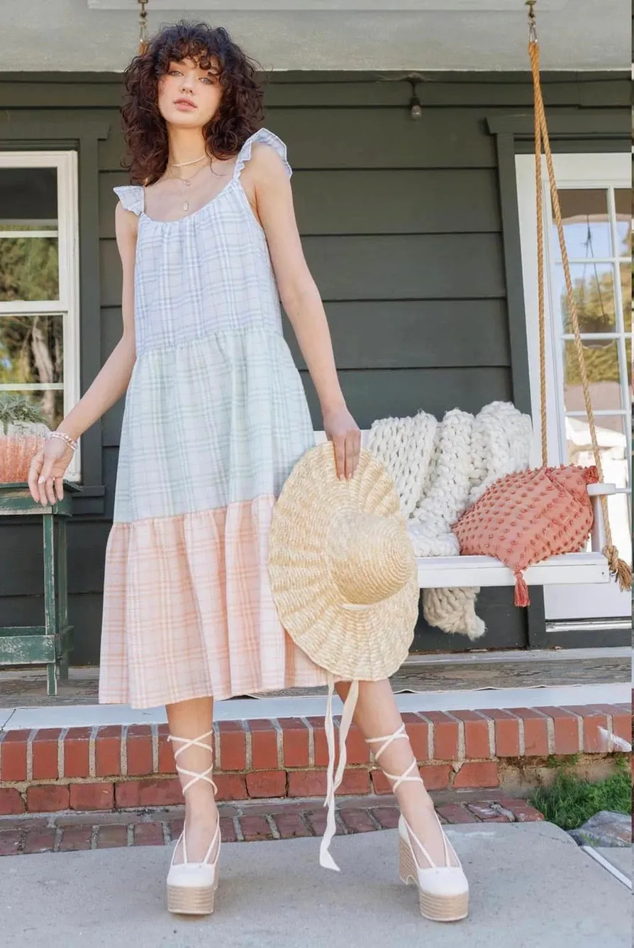 Flattering Shape Design Perfectly Fit Look Lola Seersucker Dress