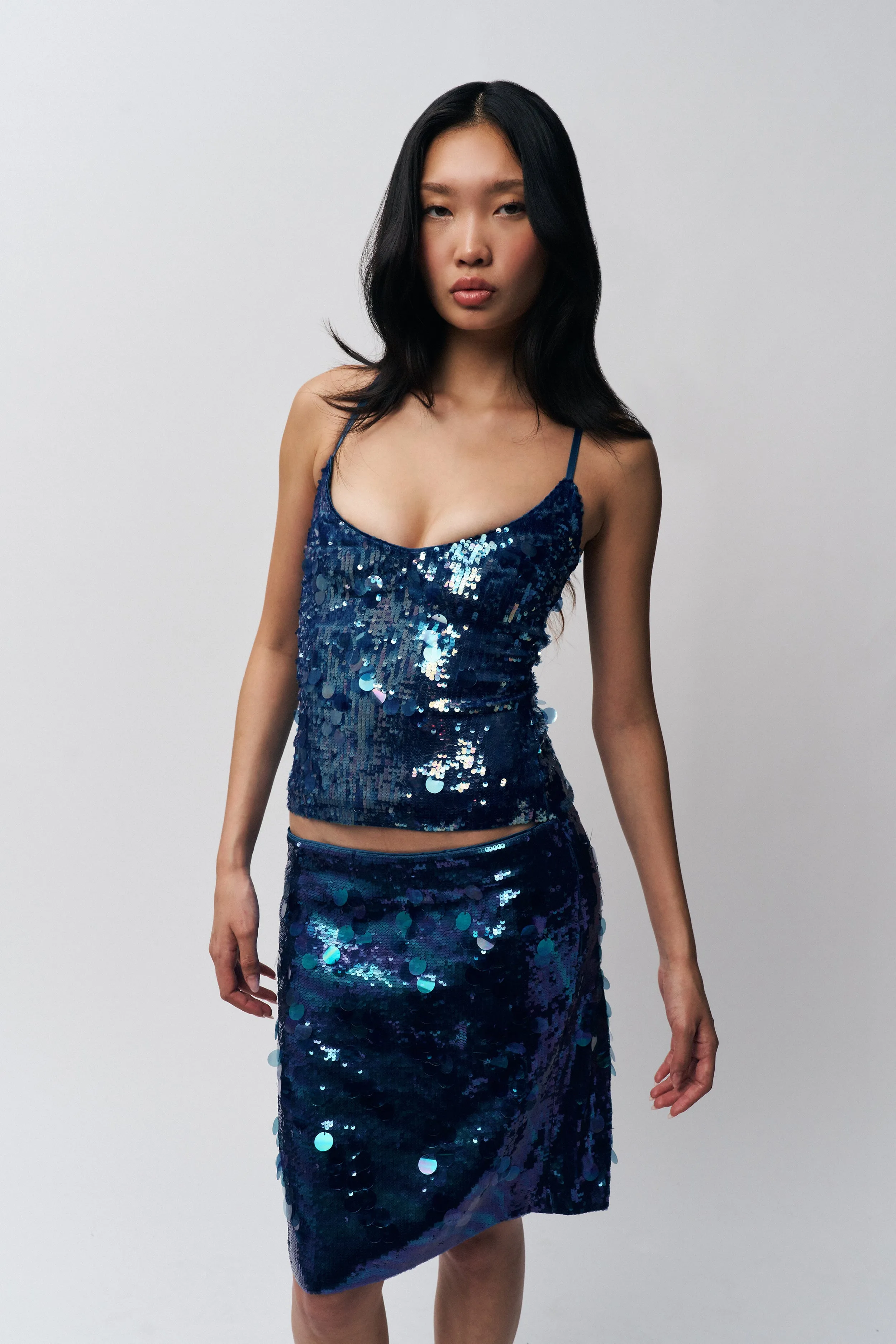 Paillette Cami Top QuickRelease Closure MultiDirectionalStretch