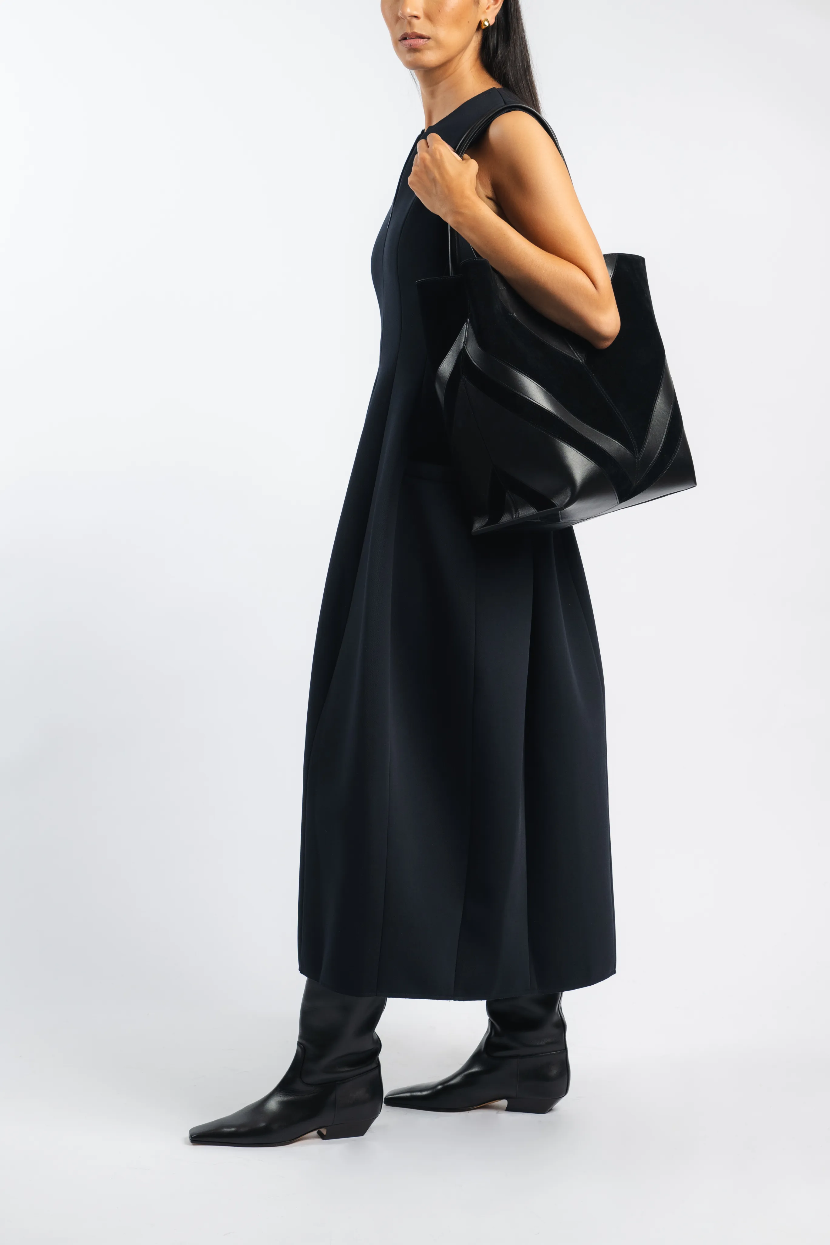 Bonded Twill Sleeveless Sculpted Dress Fashionable Layer