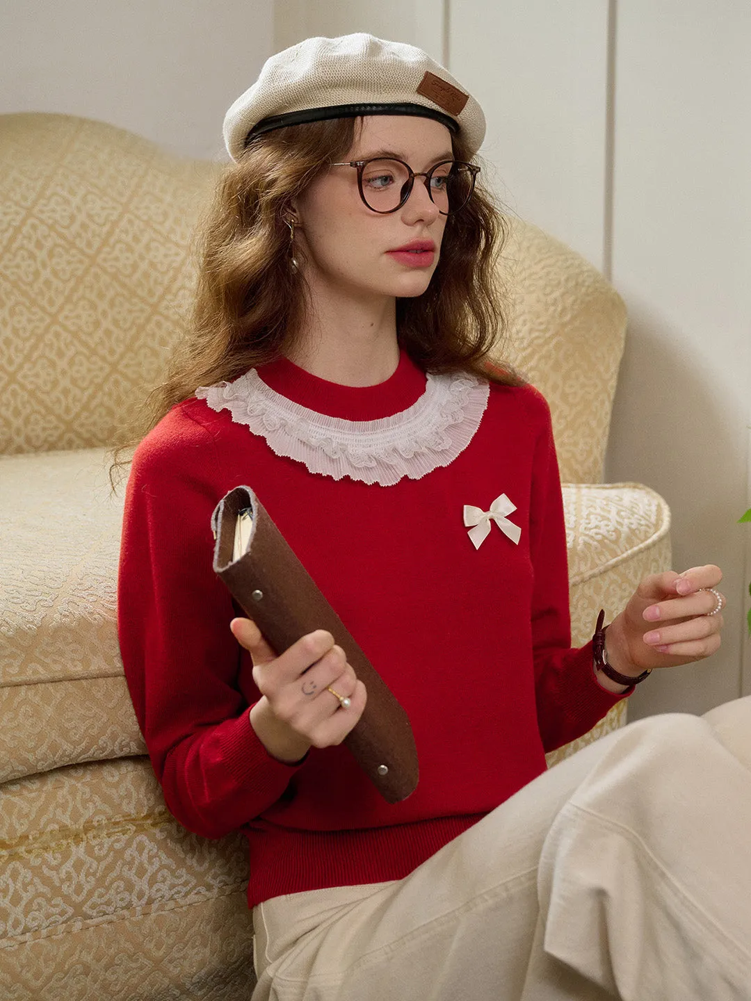 ??Final Sale??Veronica Round Neck Contrasting Bow Sweater LaserCut Edges