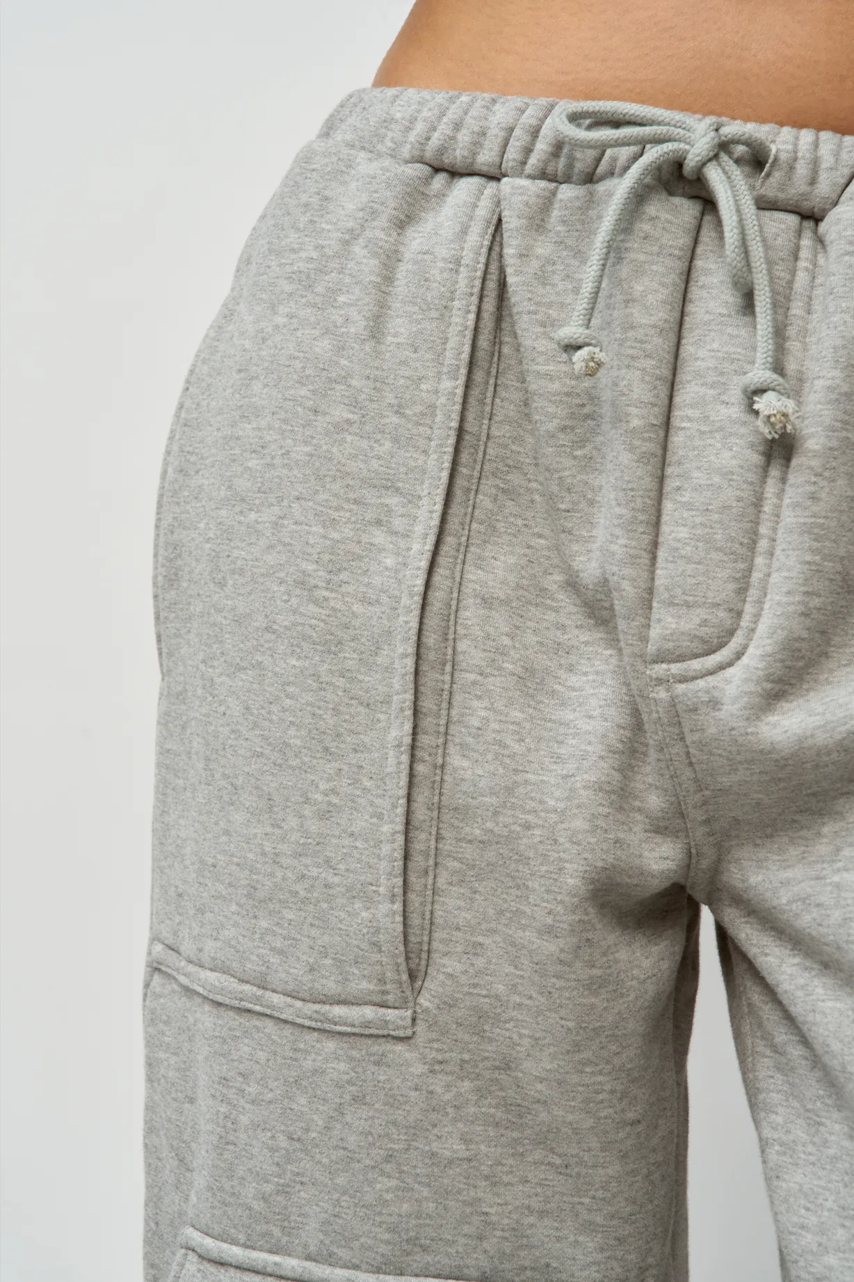 Fleece Cargo Sweatpant Core Comfort Relaxed Waist
