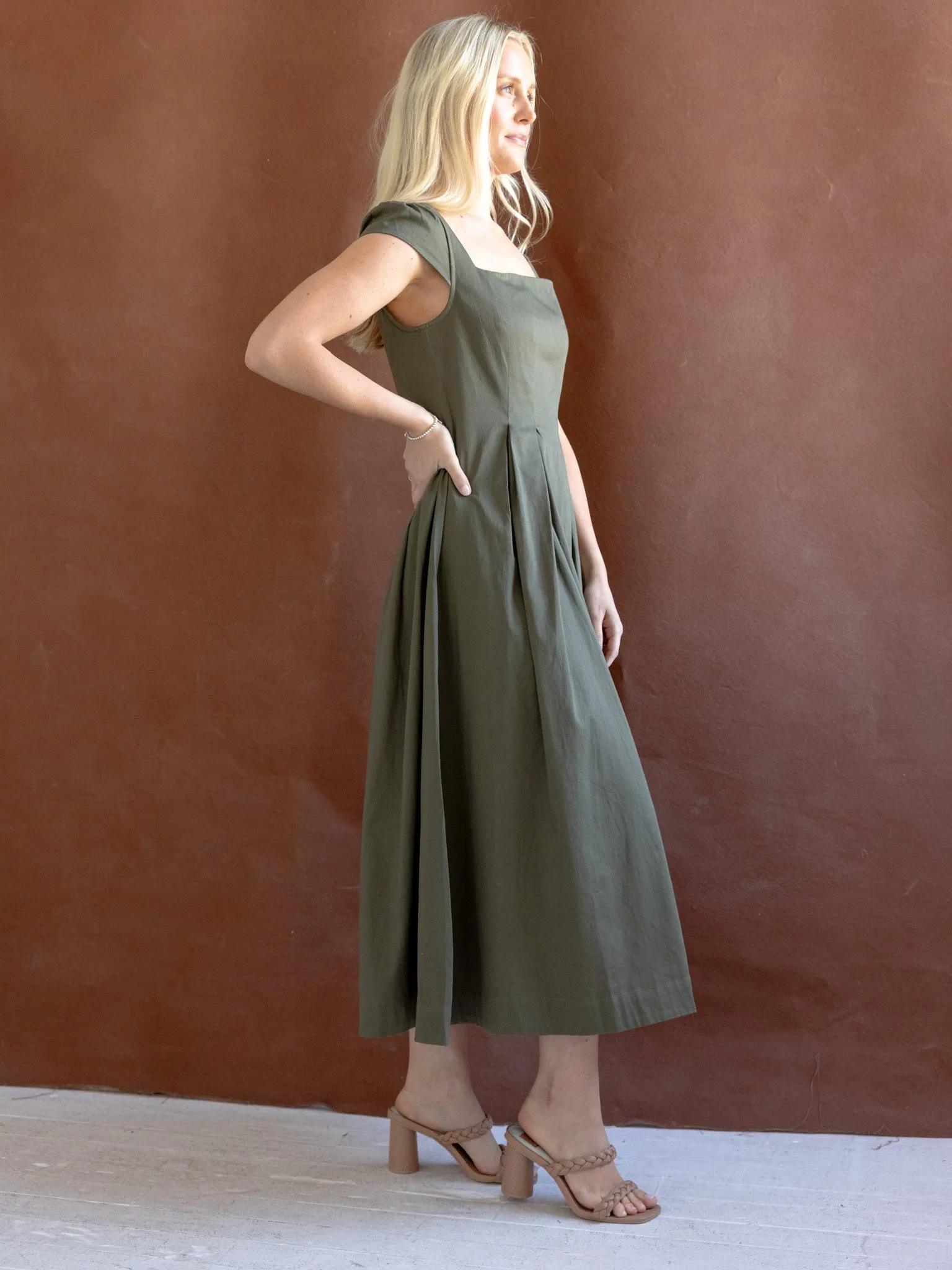 Chill Comfort Comfy Flex Chloe Dress - Olive