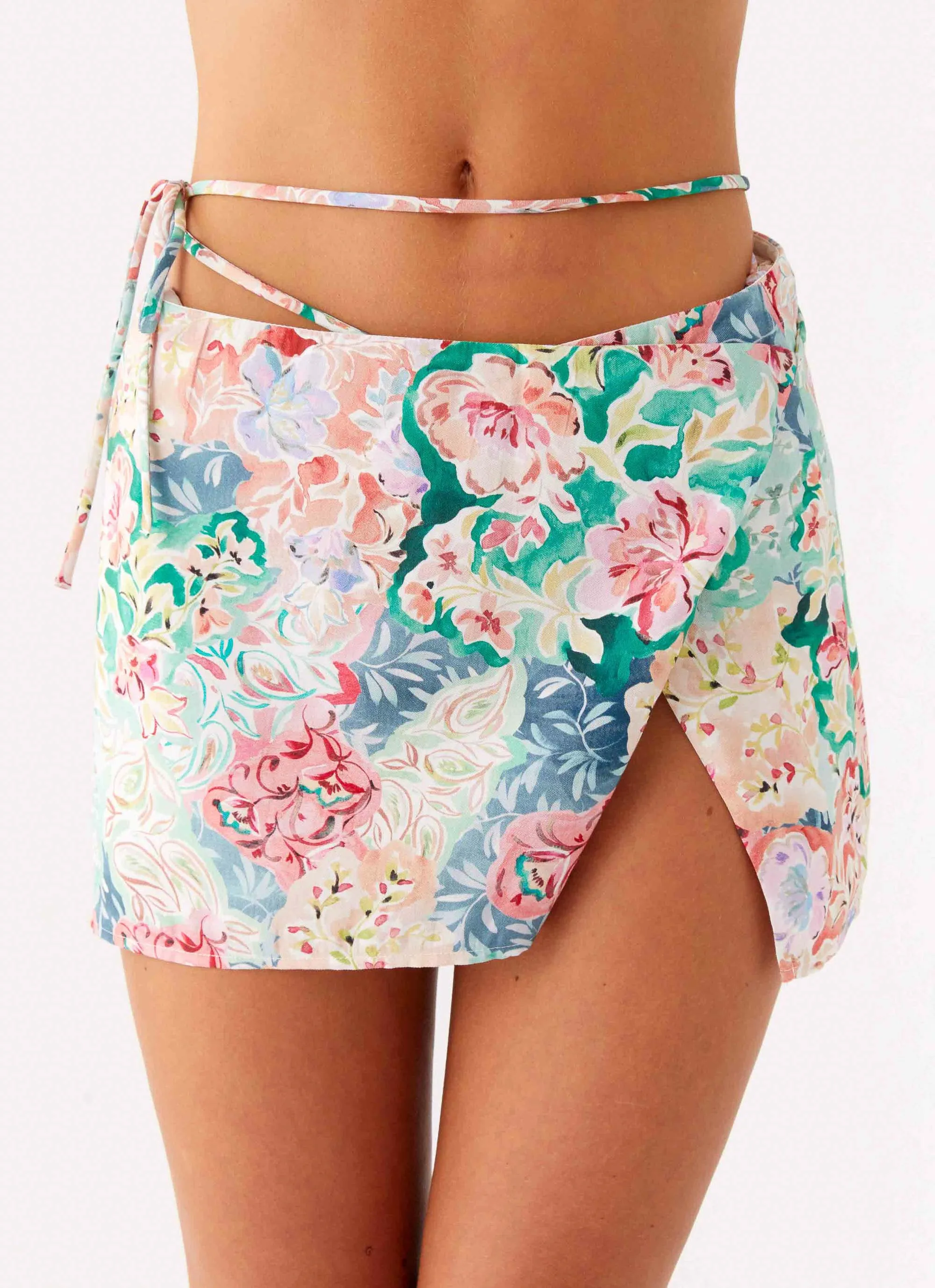 Miradelle Wrap Mini Skirt - Santorini Floral Sharp Look Soft Palette