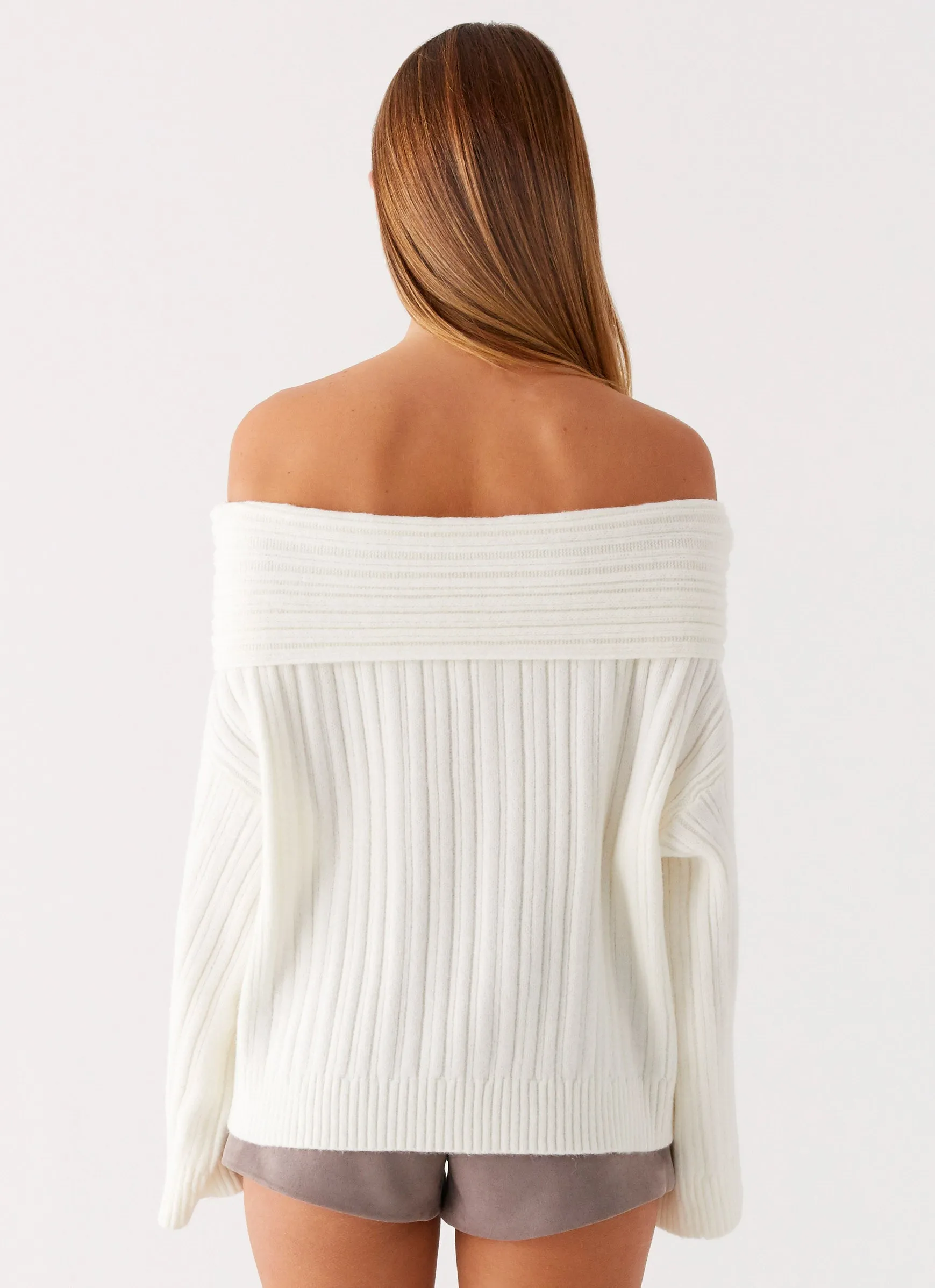 ErgonomicShape Reinforced Shoulder Seams Federica Off Shoulder Knit - White