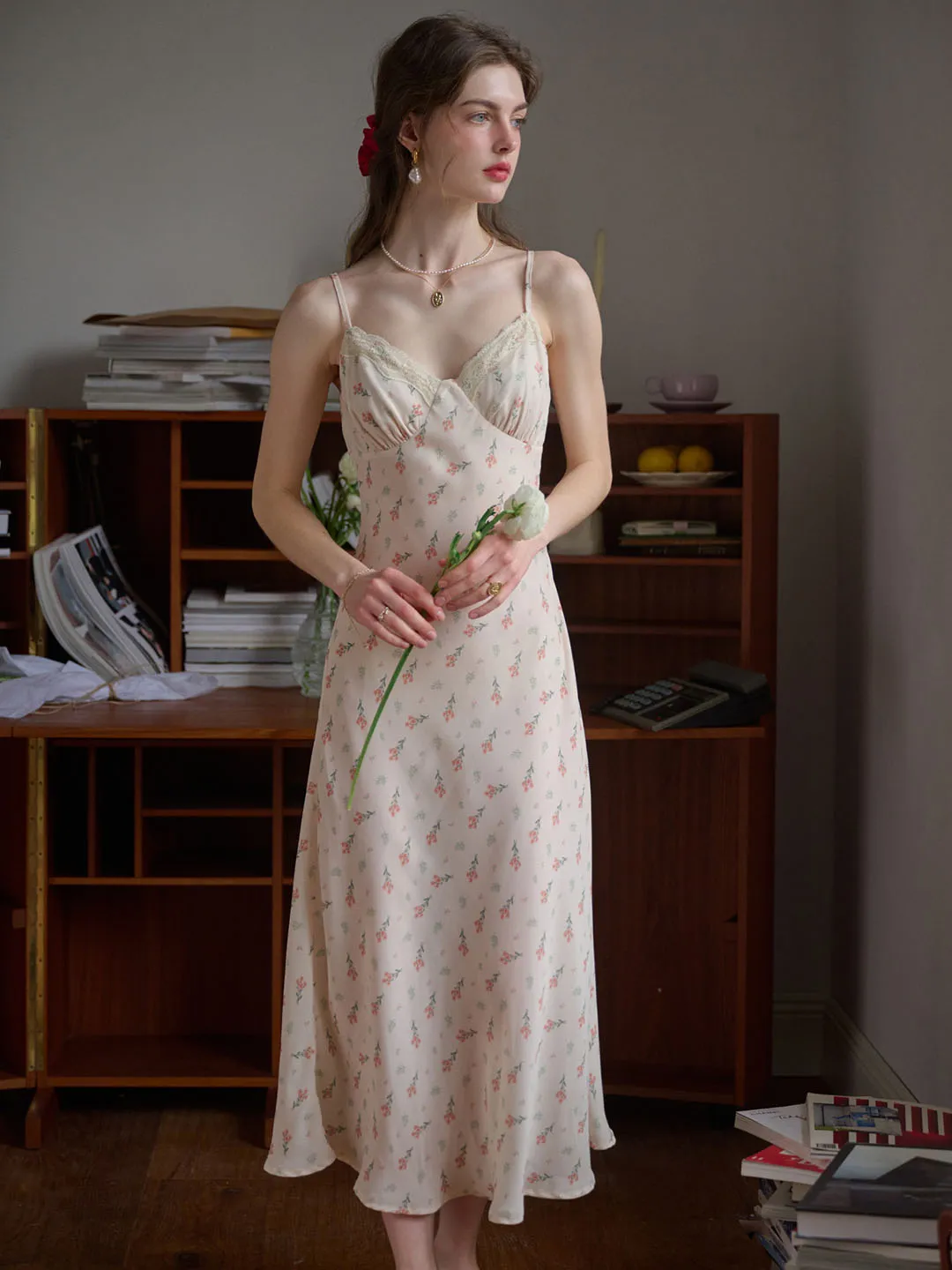 Juliana Lace Patchwork V-neck Floral Suspender Dress-Apricot Light Aesthetic