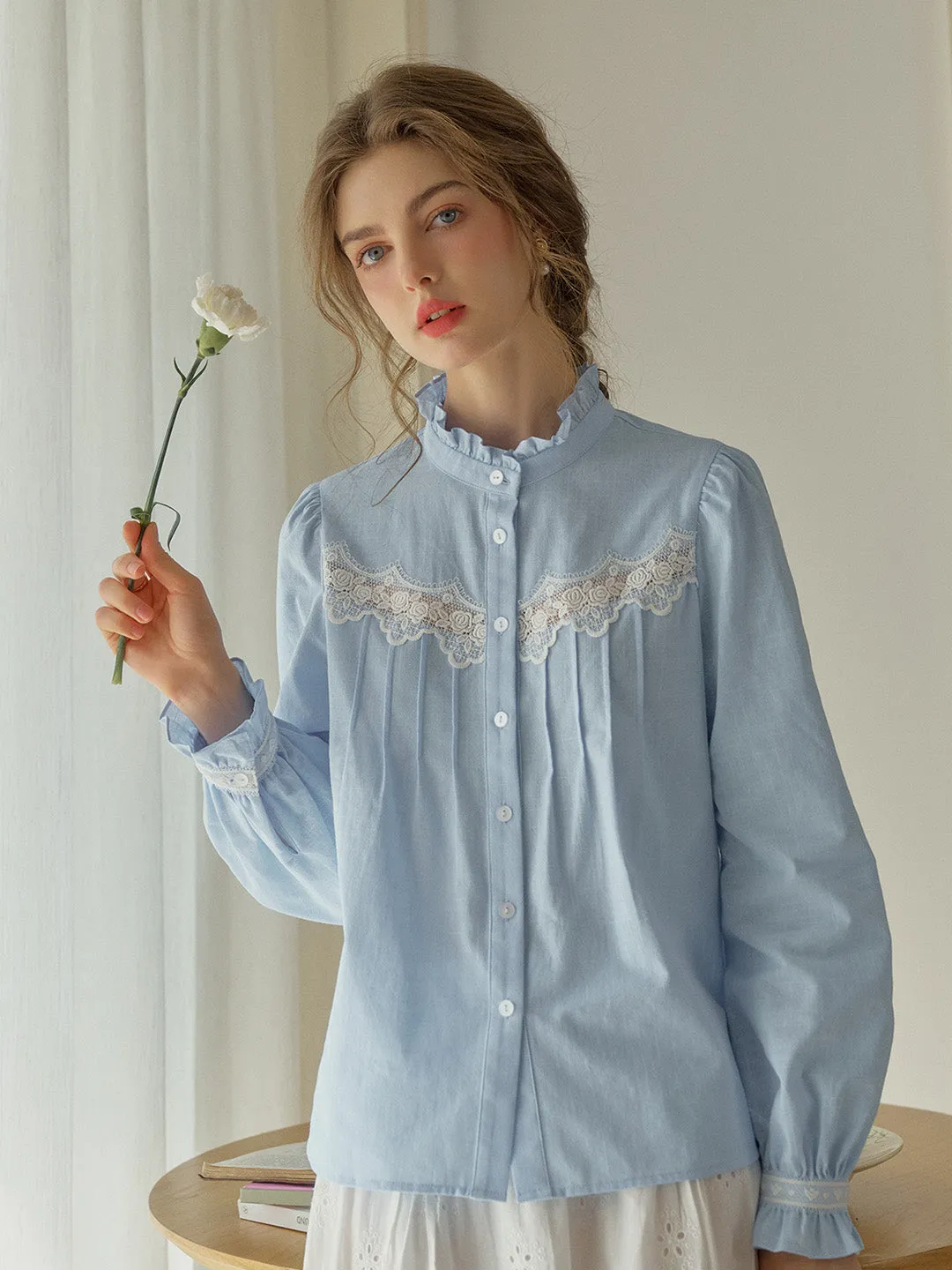 Comfortable Layer ??Final Sale??Kitty Wavy Stand Collar Lace Blouse - Blue