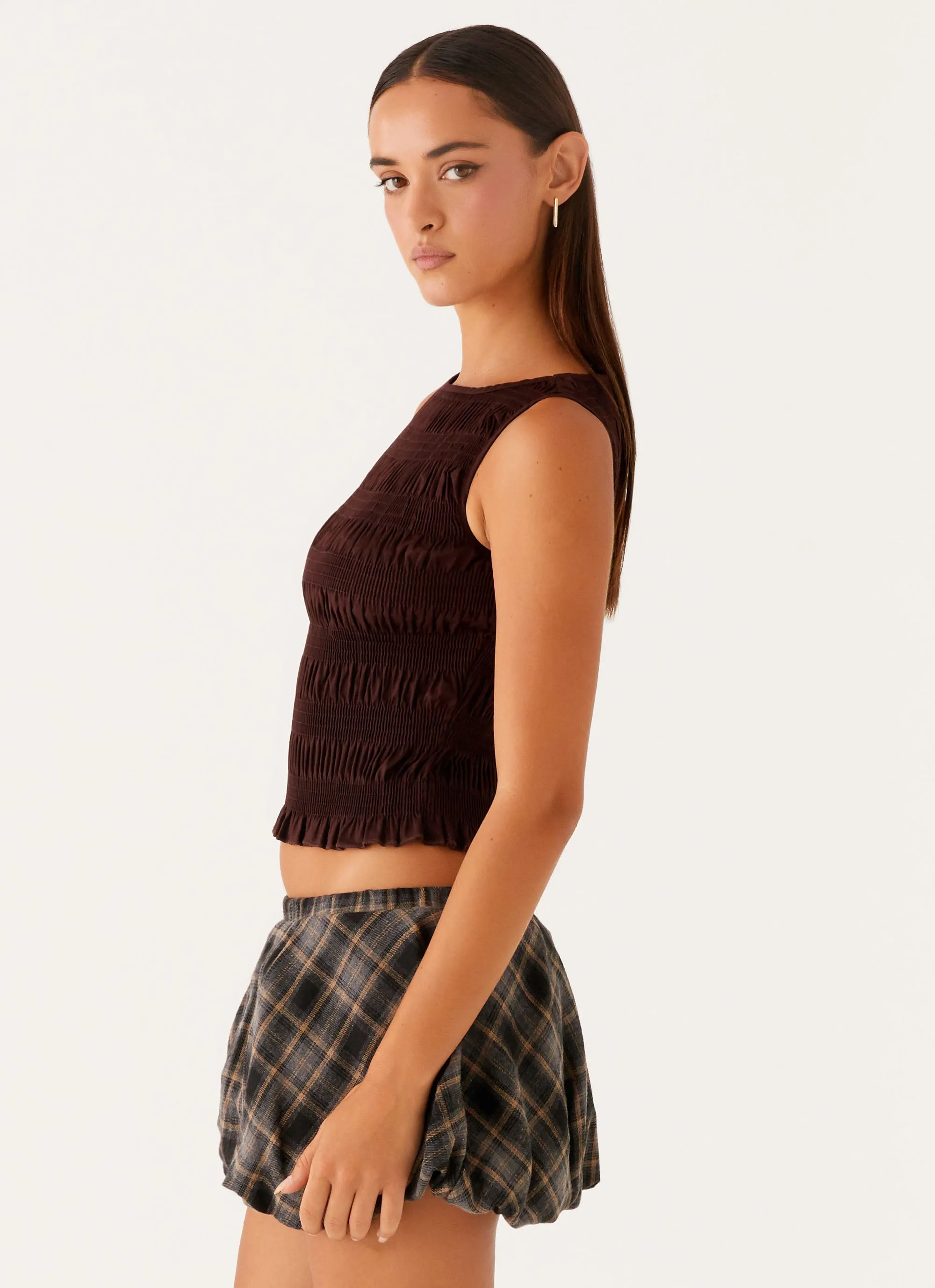 Anti Static Cloth Blend FrictionResistant Fabric Garden Kisses Shirred Top - Brown