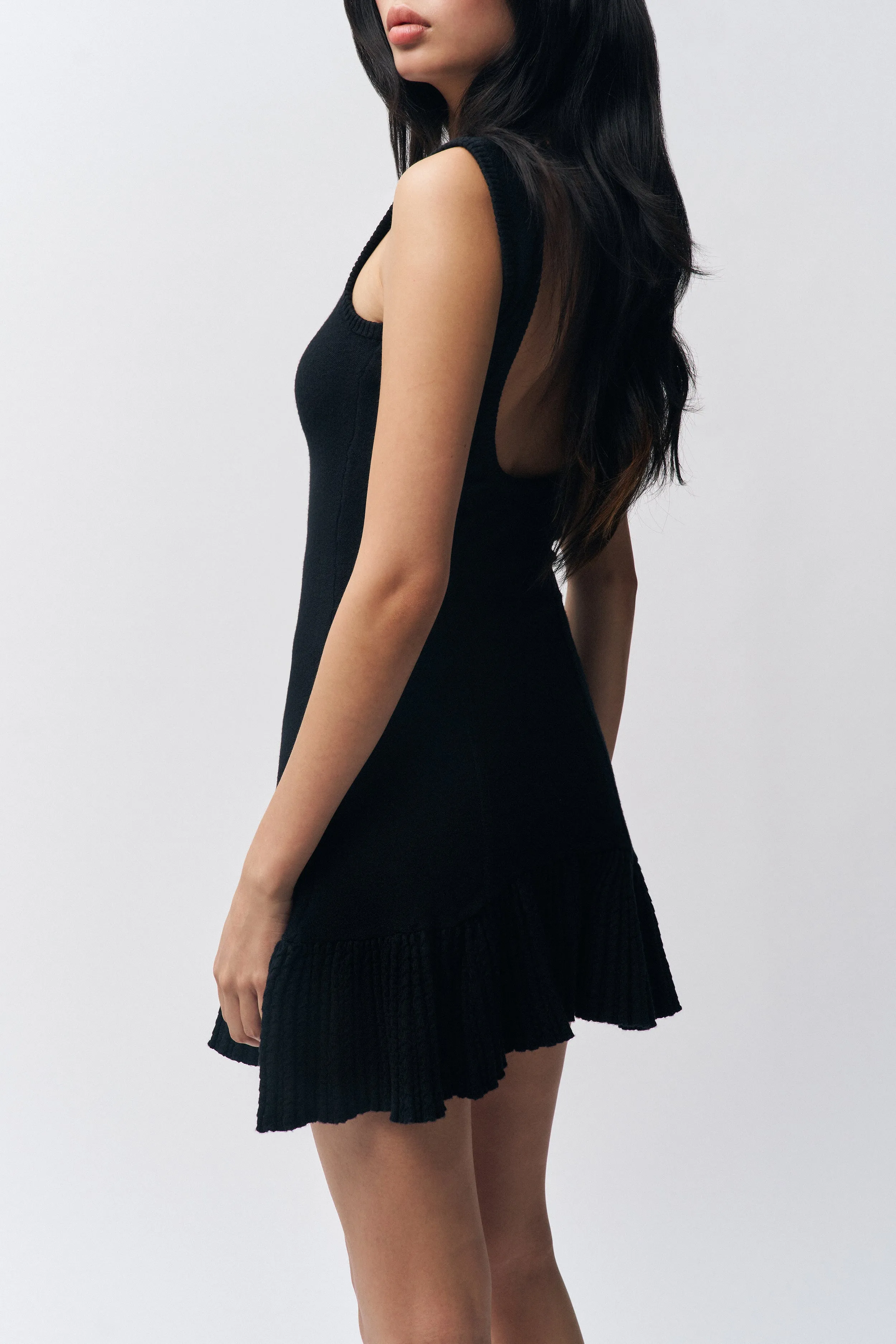 Iris Dress Vibrant evening gown Daily Chic