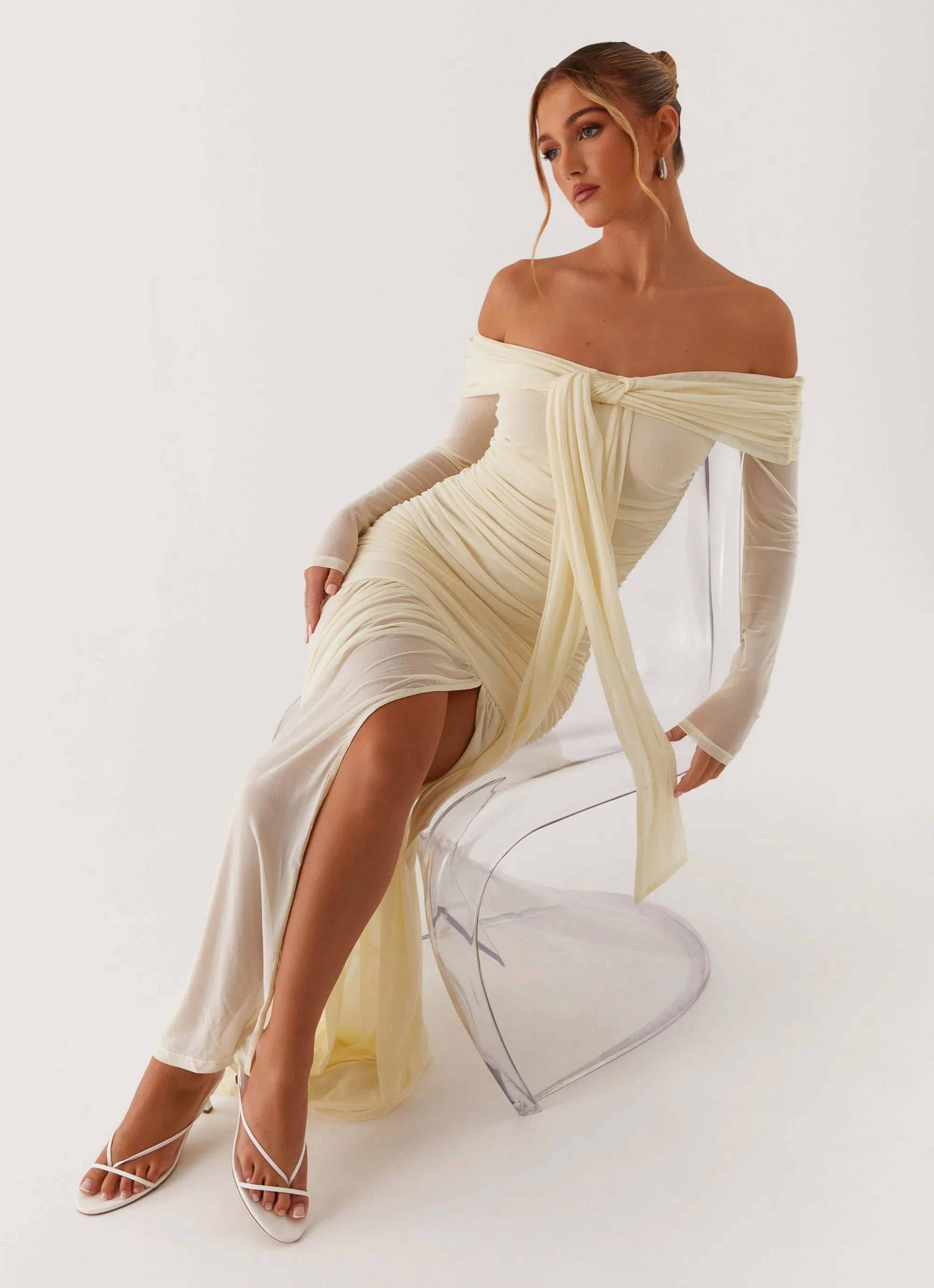 Ginny Maxi Dress - Yellow Street Elegance Bare Arm