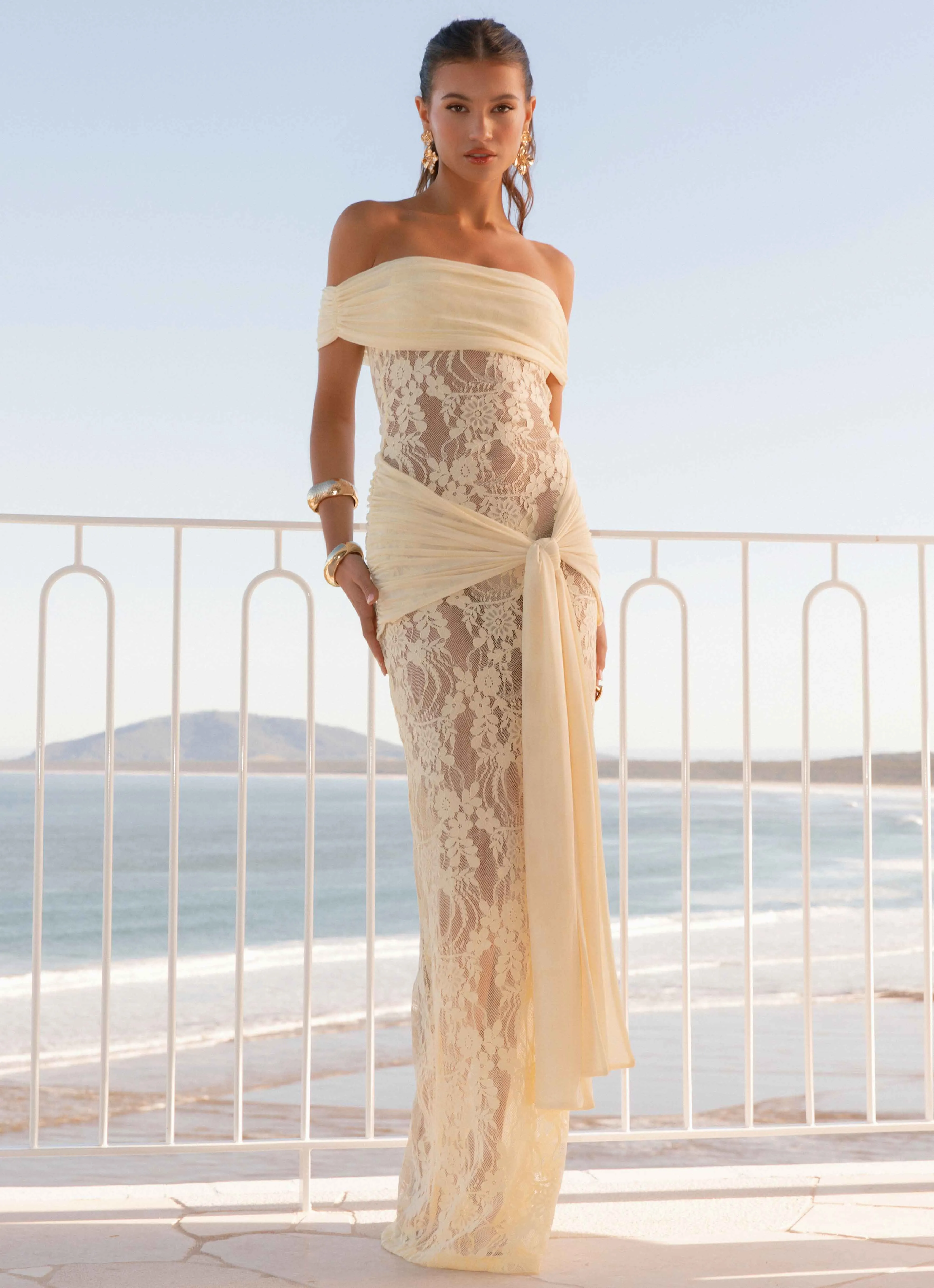 Gracie Twist Maxi Dress - Yellow Sleek Piece Trendy Design