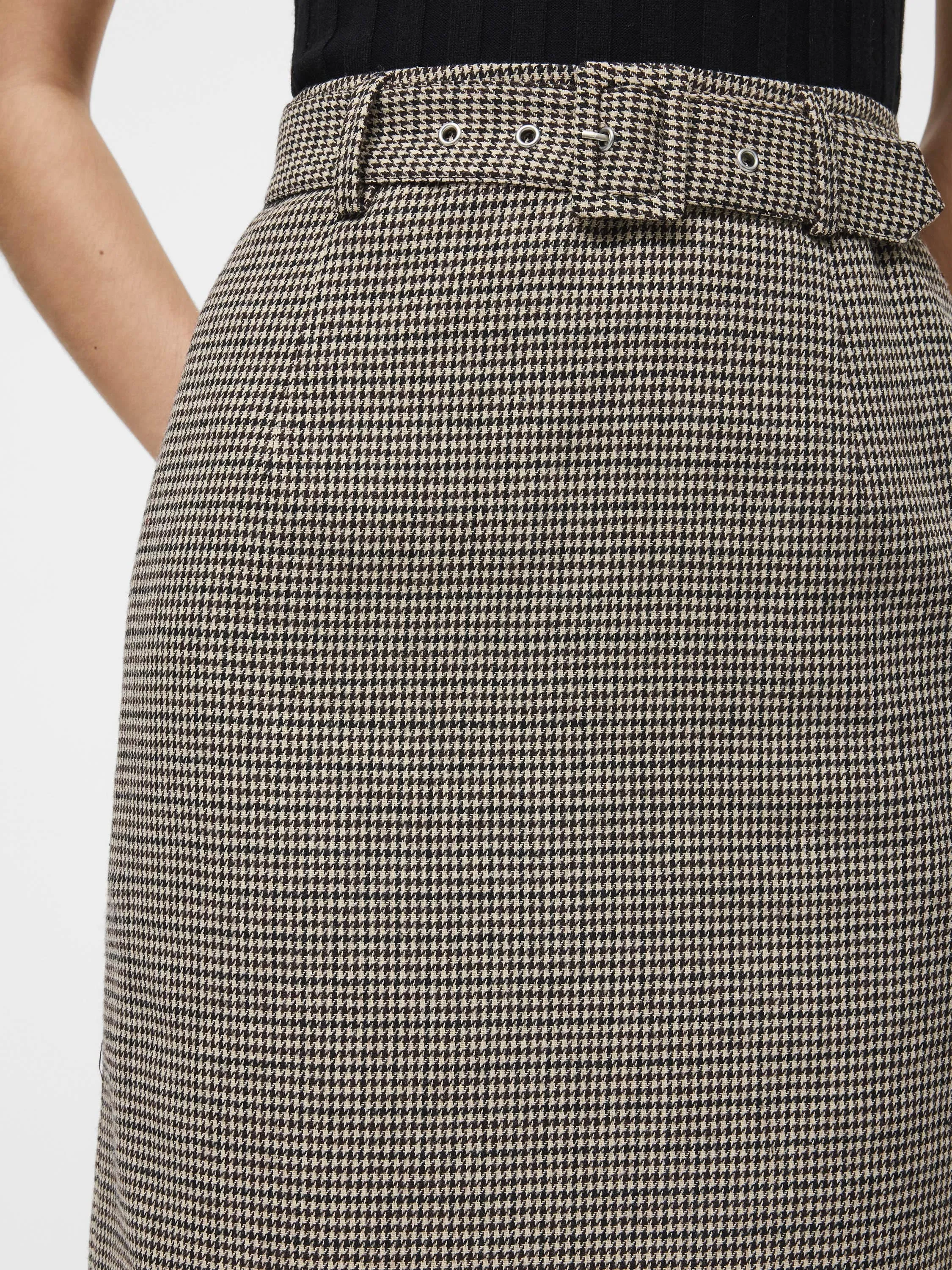 Flexible Material Houndstooth Belted Midi Skirt