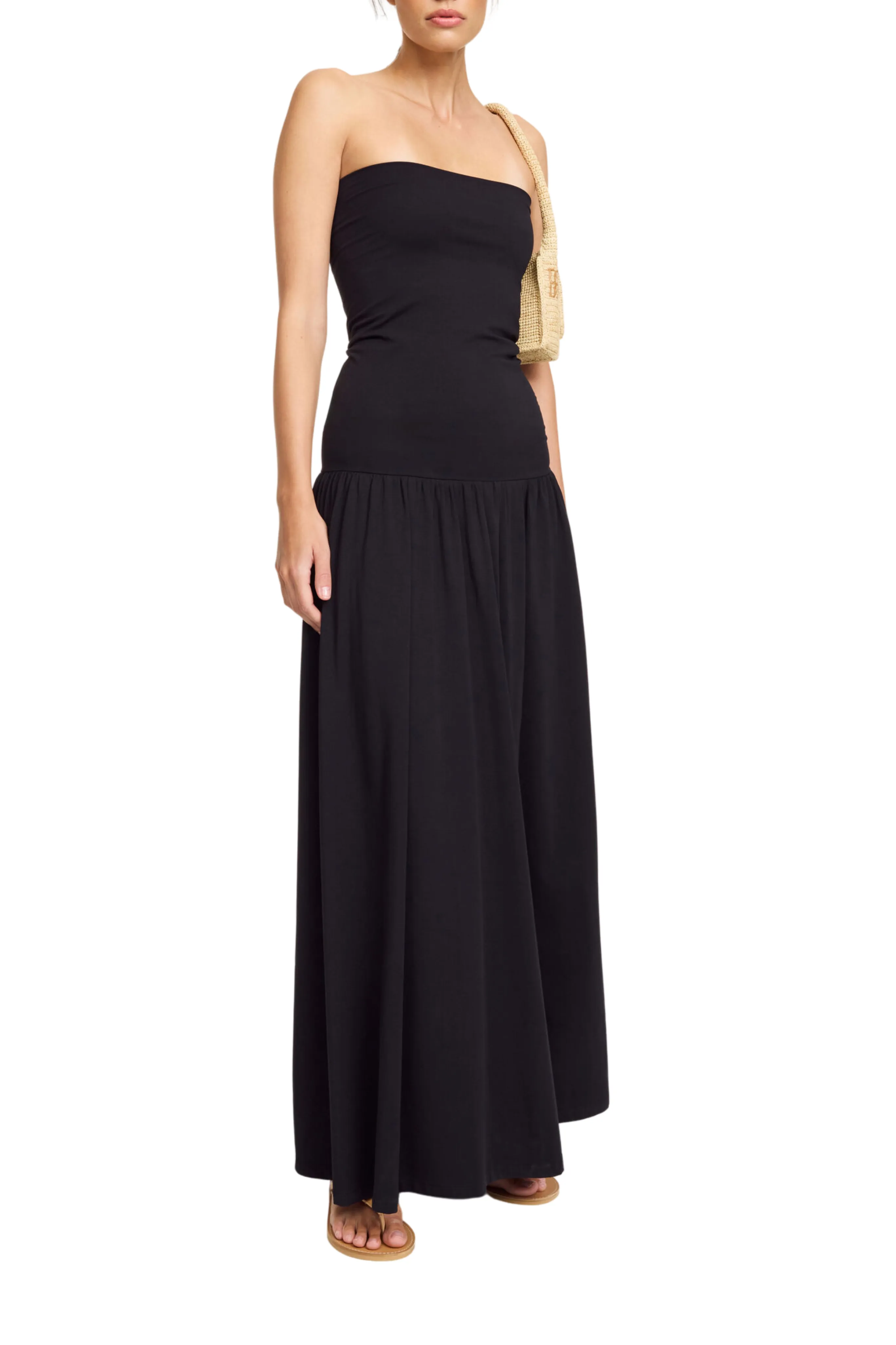 Marciella Dress in Black and Effortless fit dress. Easy Go