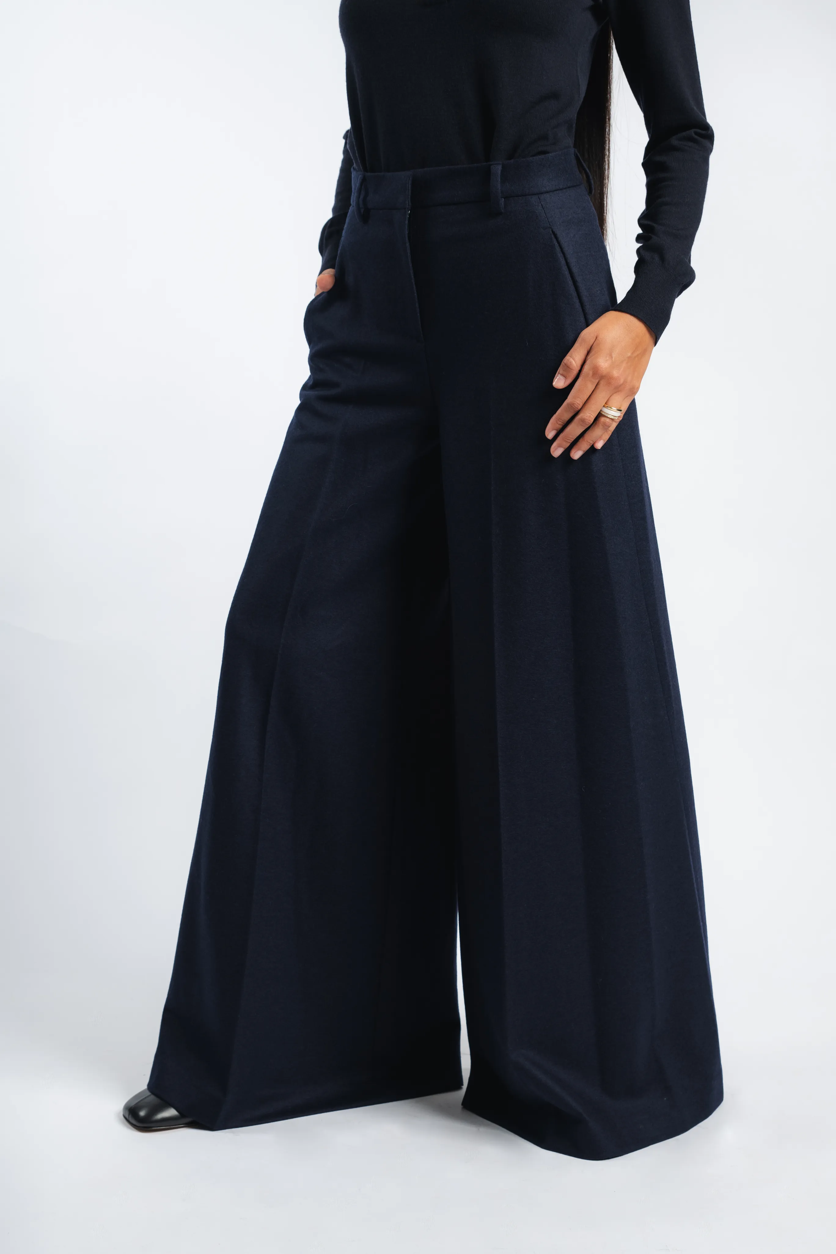 Icon Pant Comfortable Leg