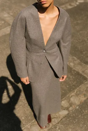 Light Padding Wool Circular Sleeve Blazer