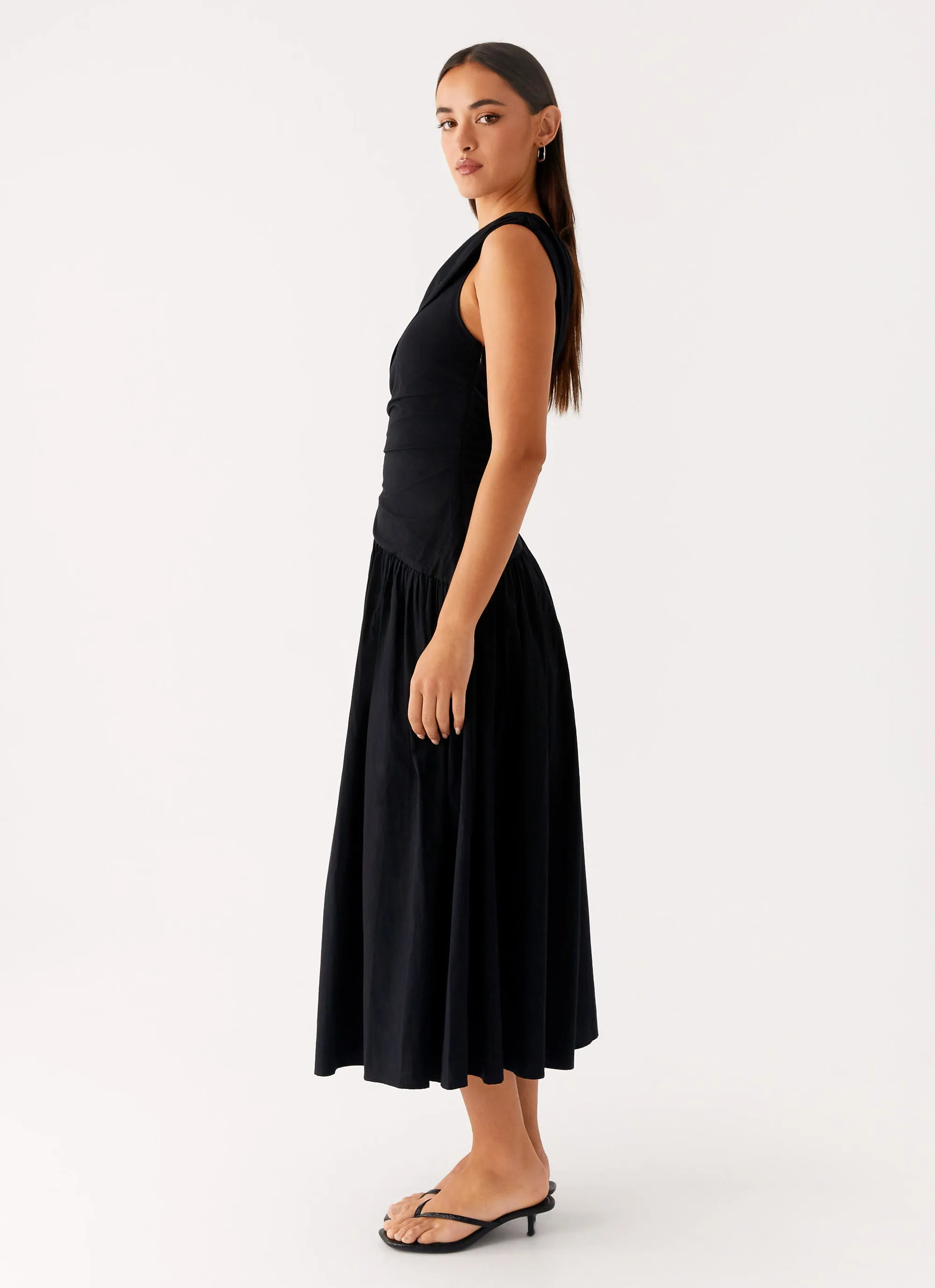 Janessa Midi Dress - Black Stay Cool Cozy Layer