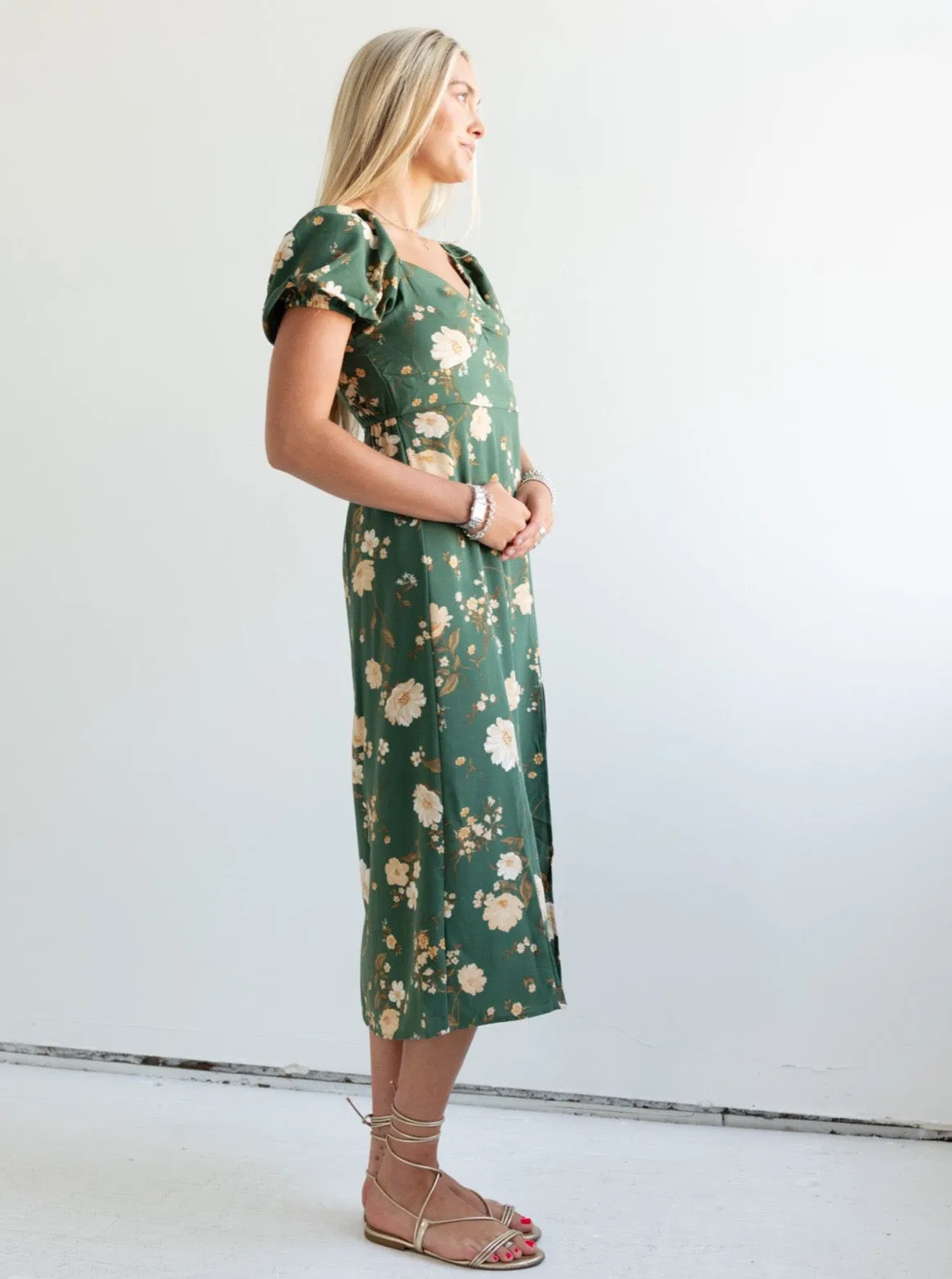 Janie Floral Dress - Green Stylish Silhouette