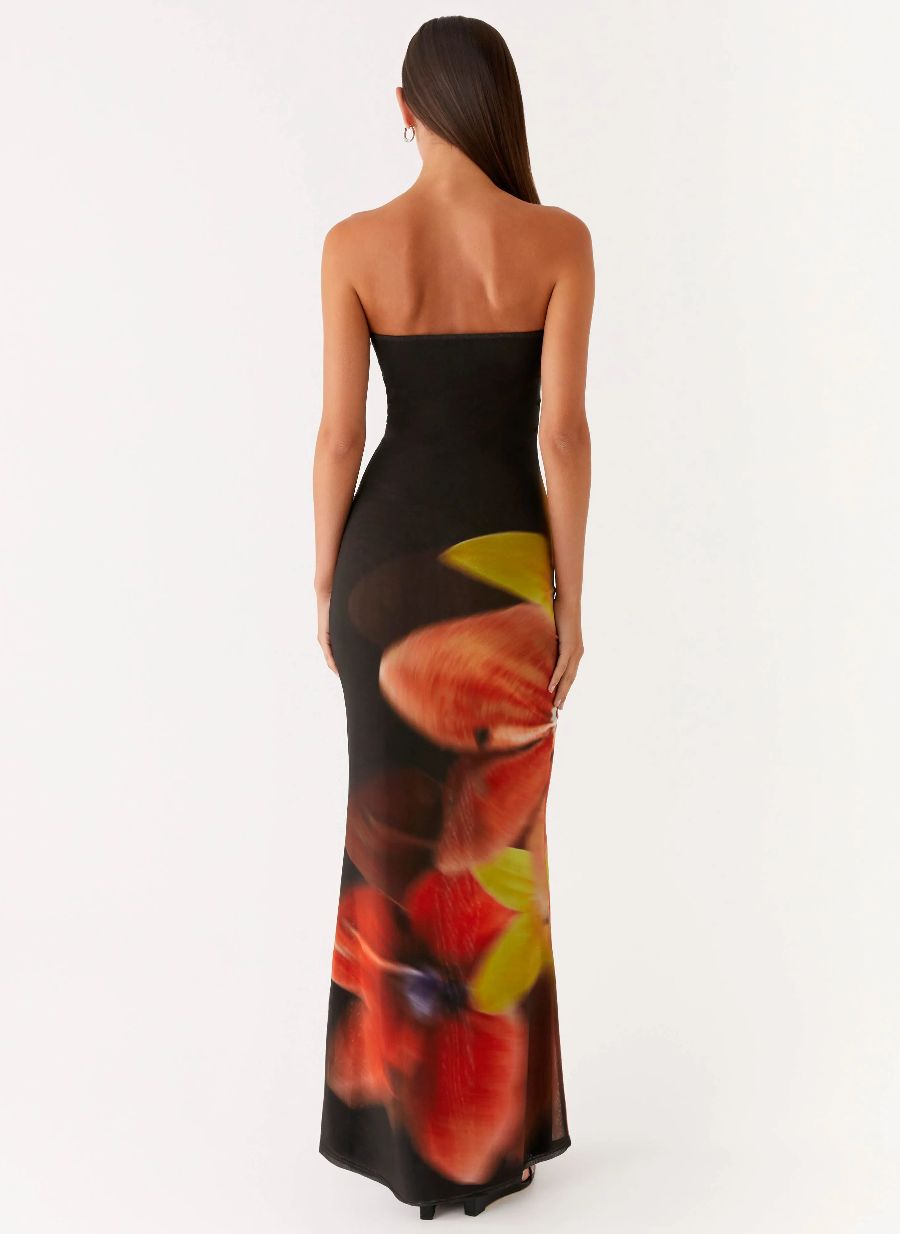 Modern Wear Chic Fit Wear Jorja Maxi Dress - Moody Floral