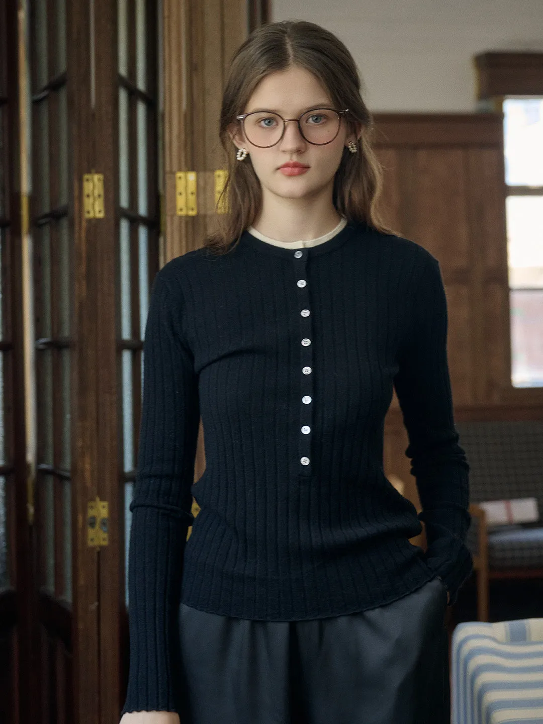 Keilani Contrast Crew Neck Button-Front 100% Wool Top - Gray Slim Fit Shirt