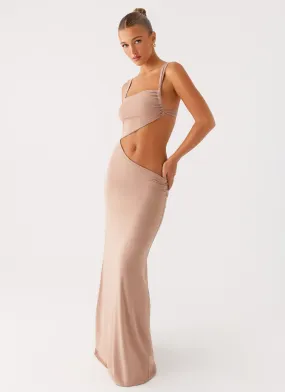Kika Maxi Dress - Beige Night Appeal Soft Texture