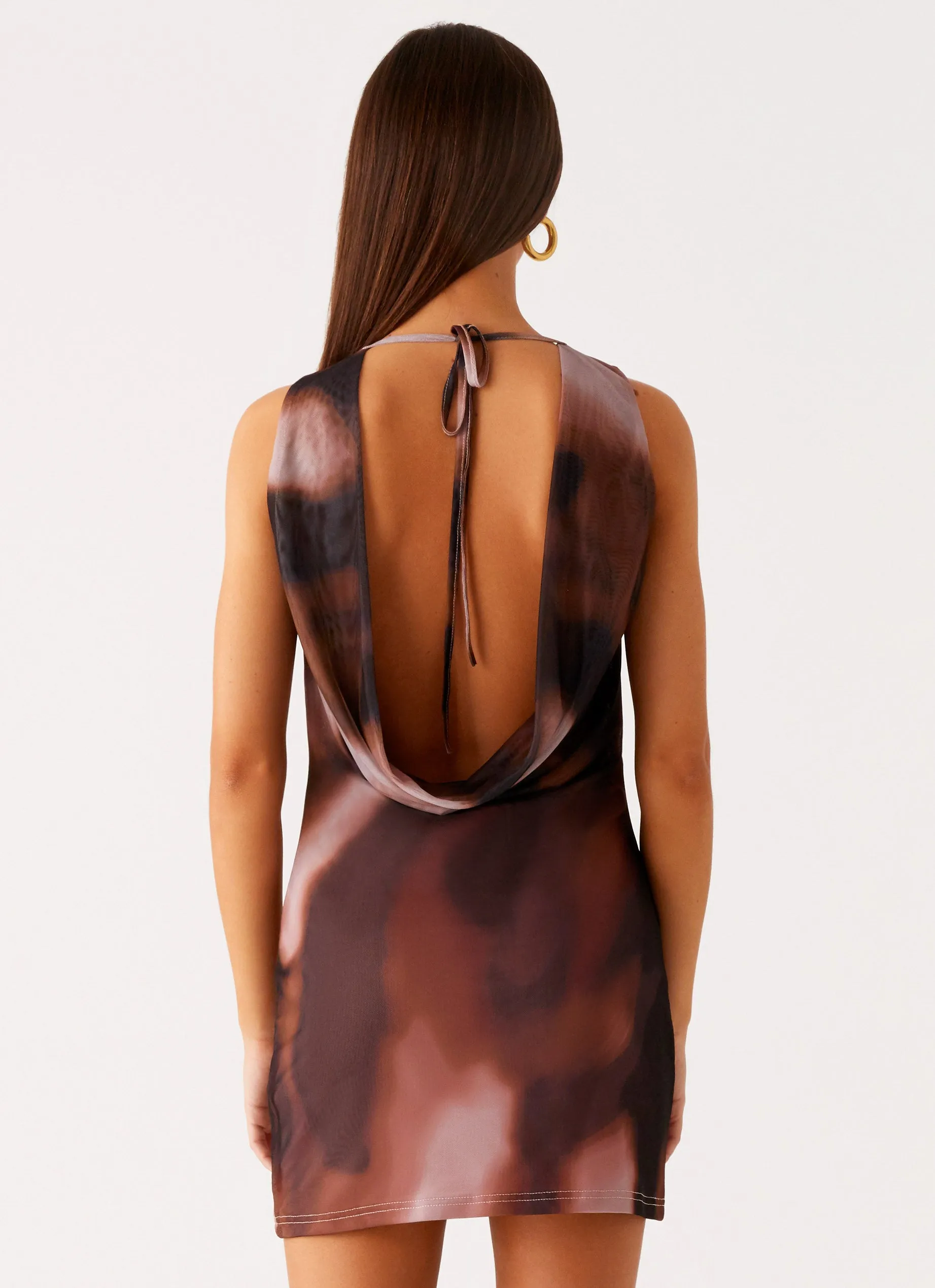 Larson Mini Dress - Black Gradient Essential Layer Cool Shape