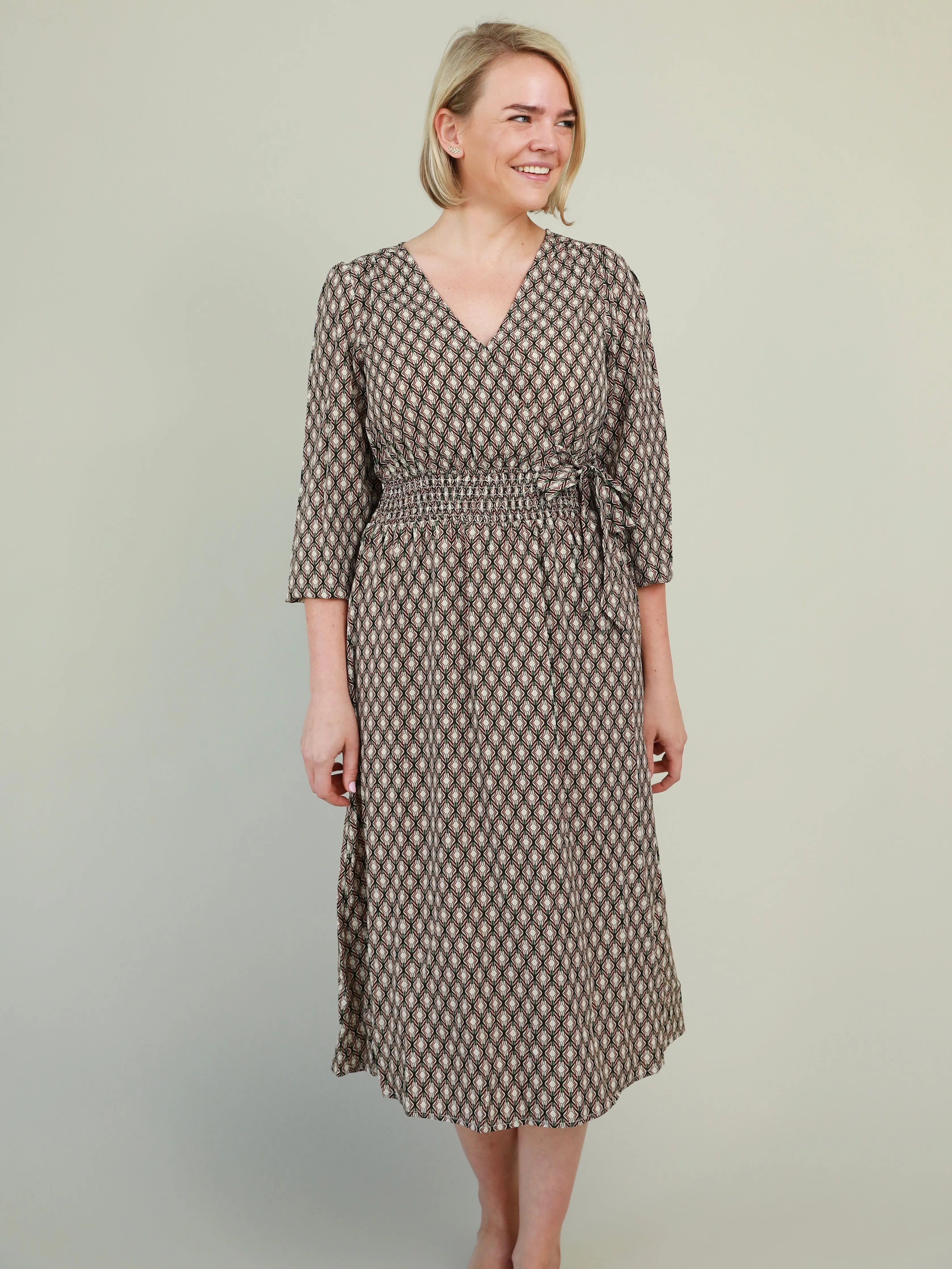 Casual Silhouette Late Night Midi