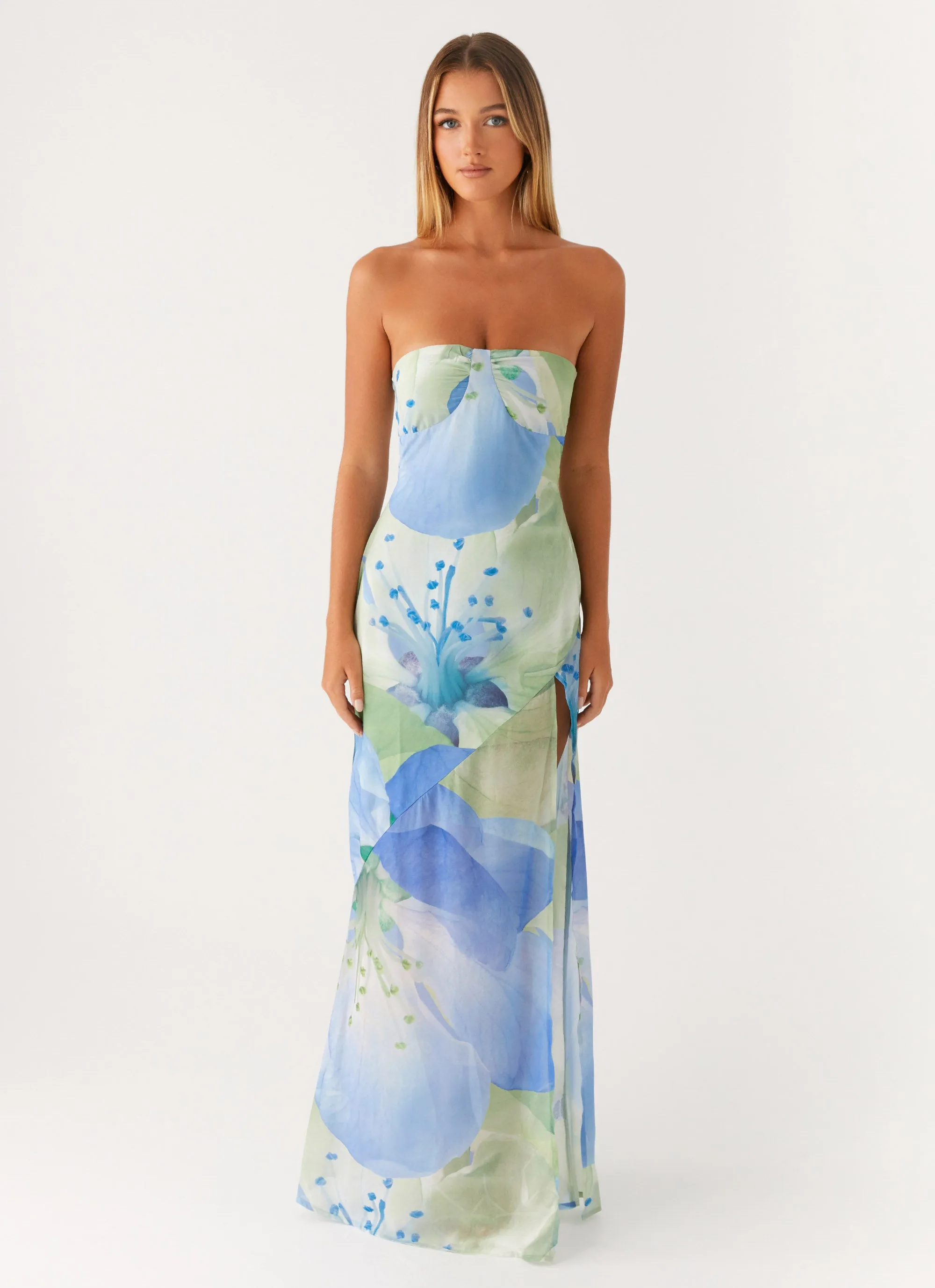 Lawson Maxi Dress - Flower Print Sharp Finish Polite Vibe