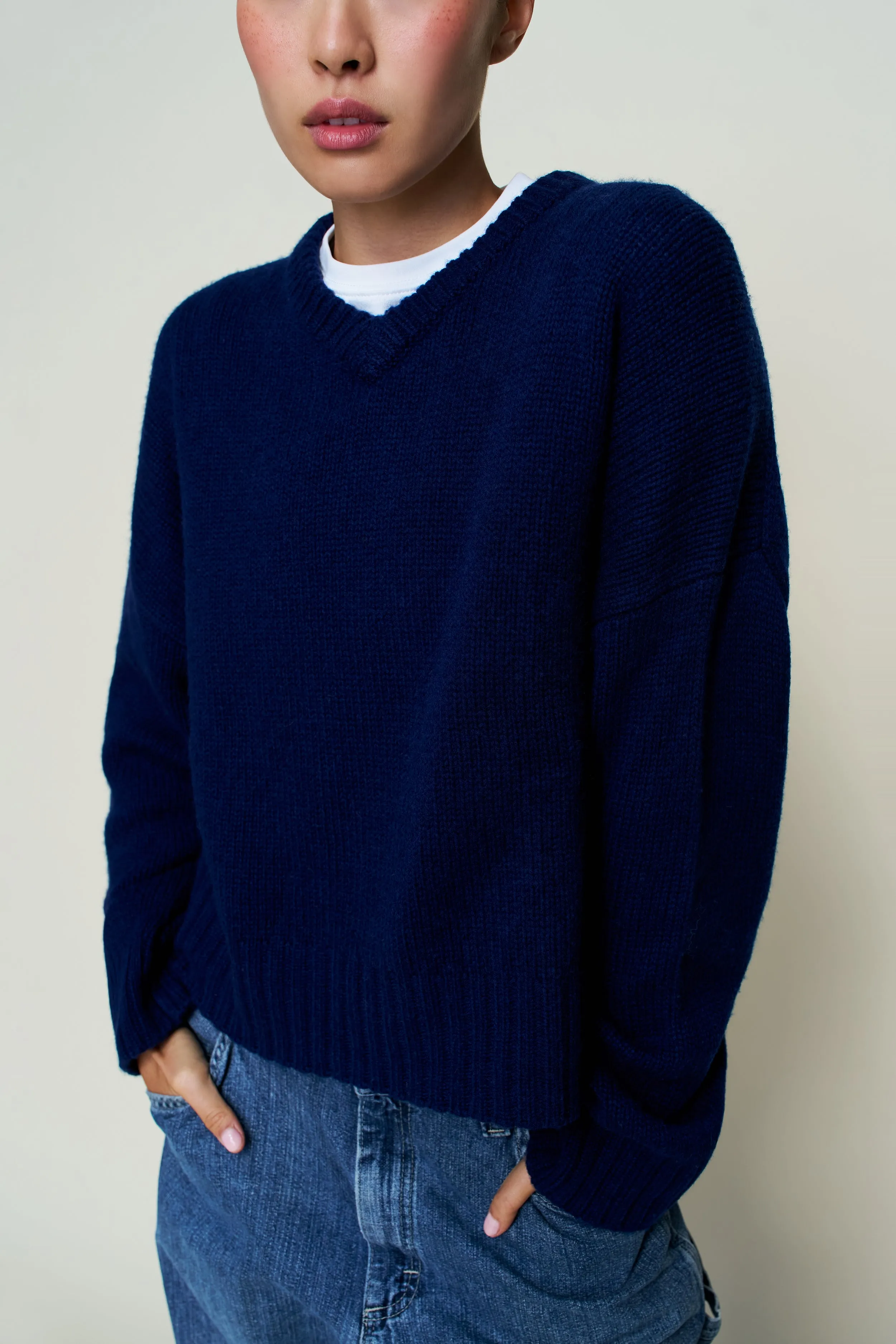 Tencel Blend Material ShapeRetention Fabric Joni Cashmere V-Neck Jumper