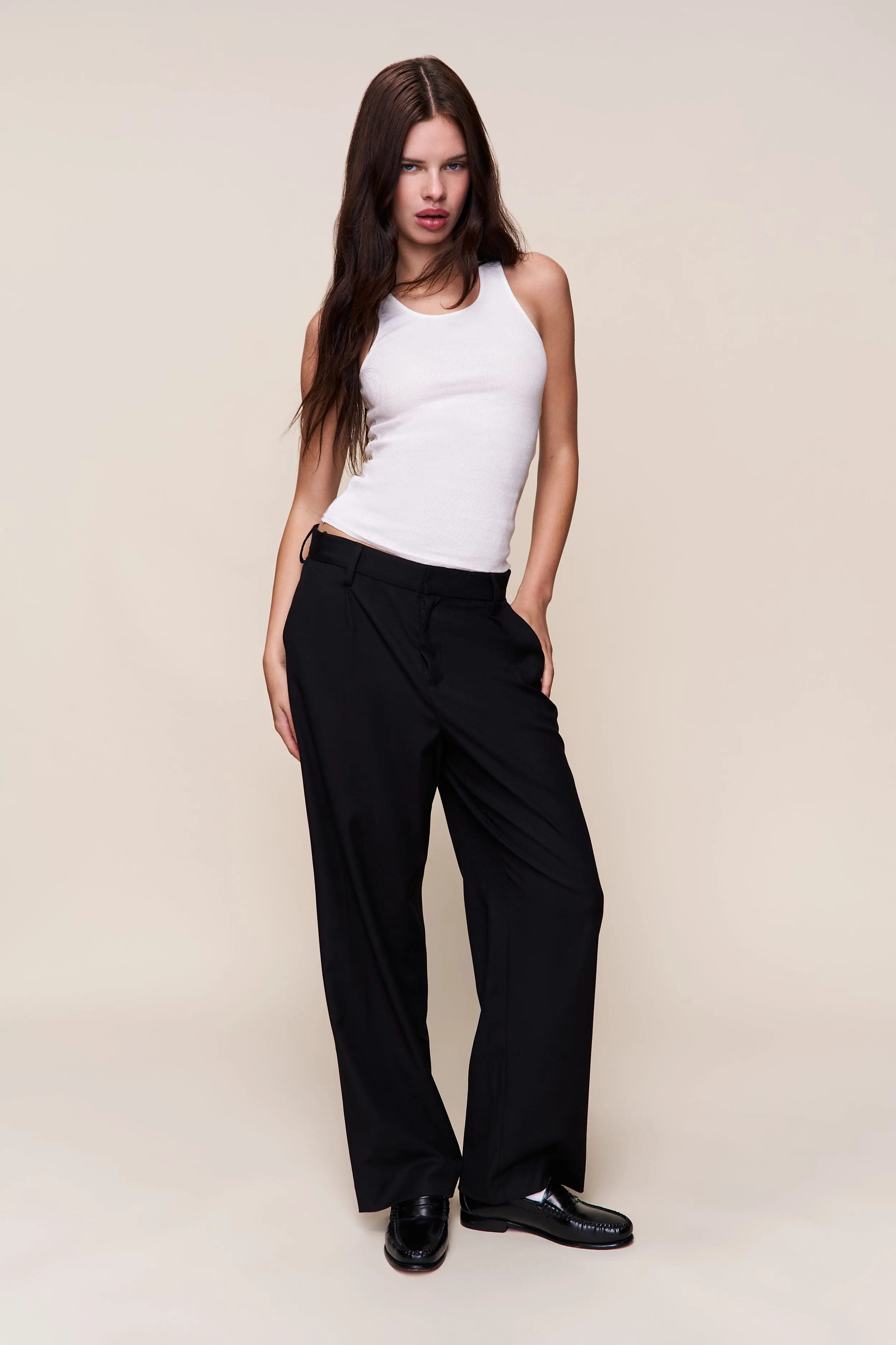 Fresh Fit Perfect Movement Leo Mid Rise Straight Pant