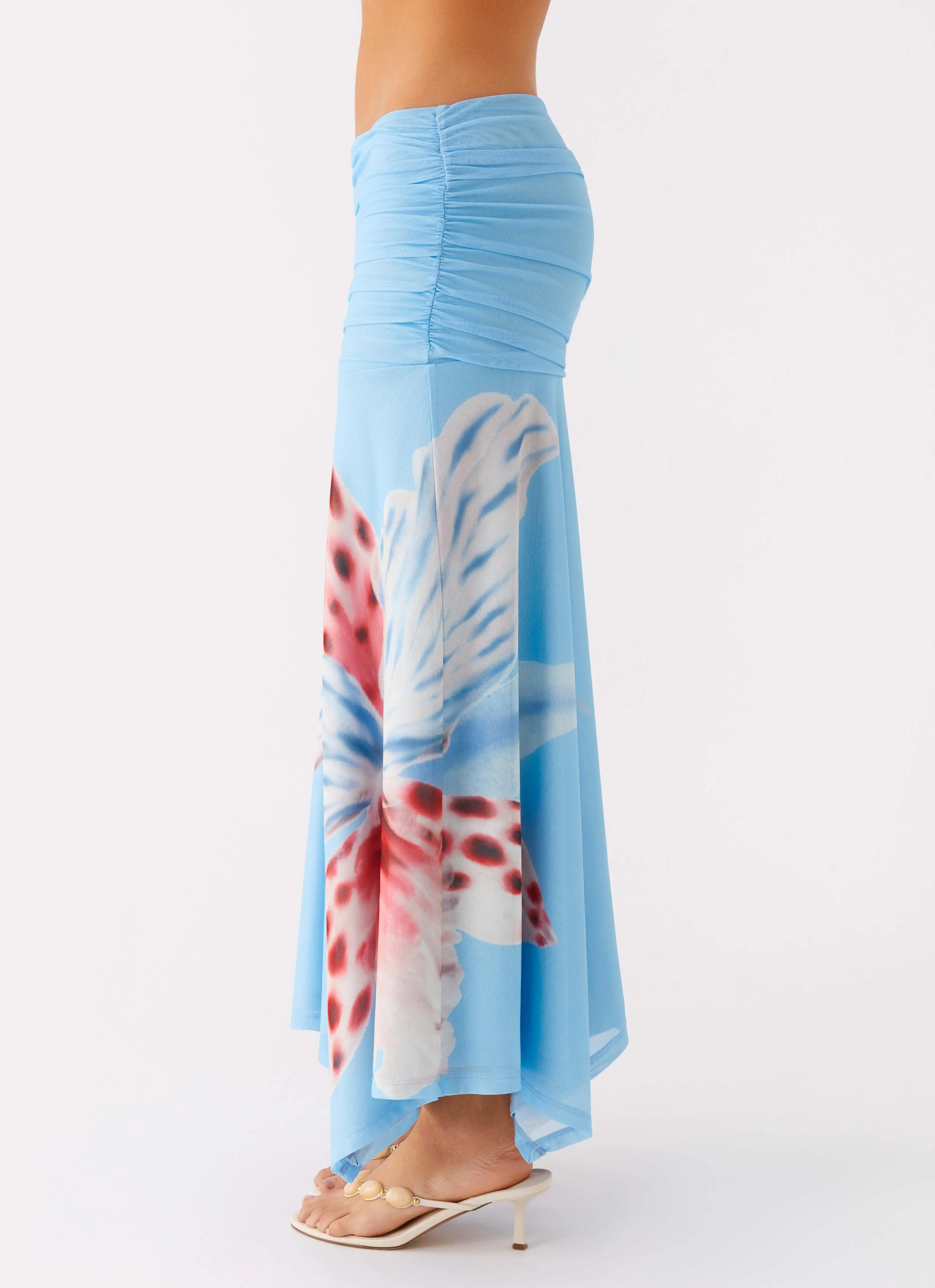 Liana Ruched Maxi Skirt - Deep Sea Bloom Summer Outfit