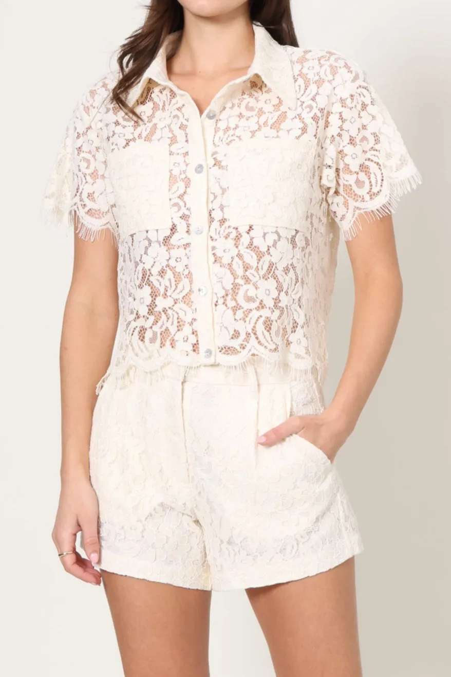 Liza Lace Short Sleeve Top Lightweight Weave