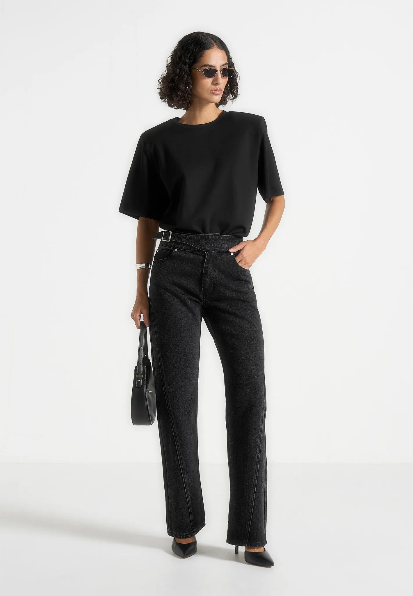 Weekend Warrior Elegant Workwear Ready Loane - Twist Leg Boyfriend Jeans With Waist Adjuster - Washed Black