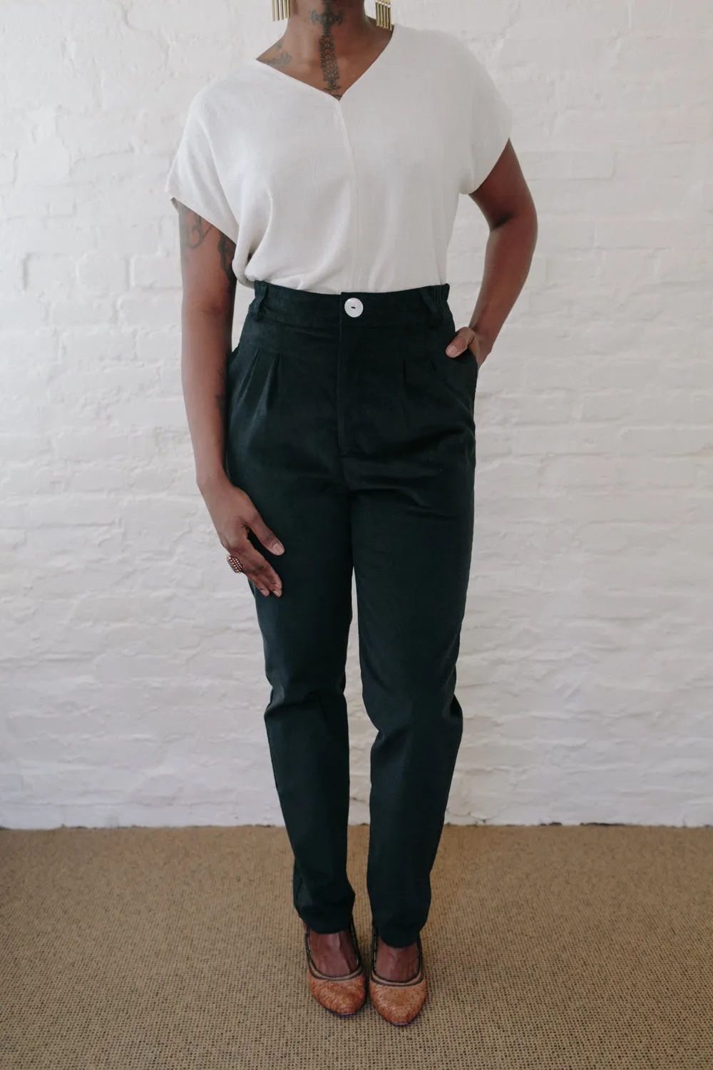 Long Perfect Pant in Black Velvet Sleek Comfort