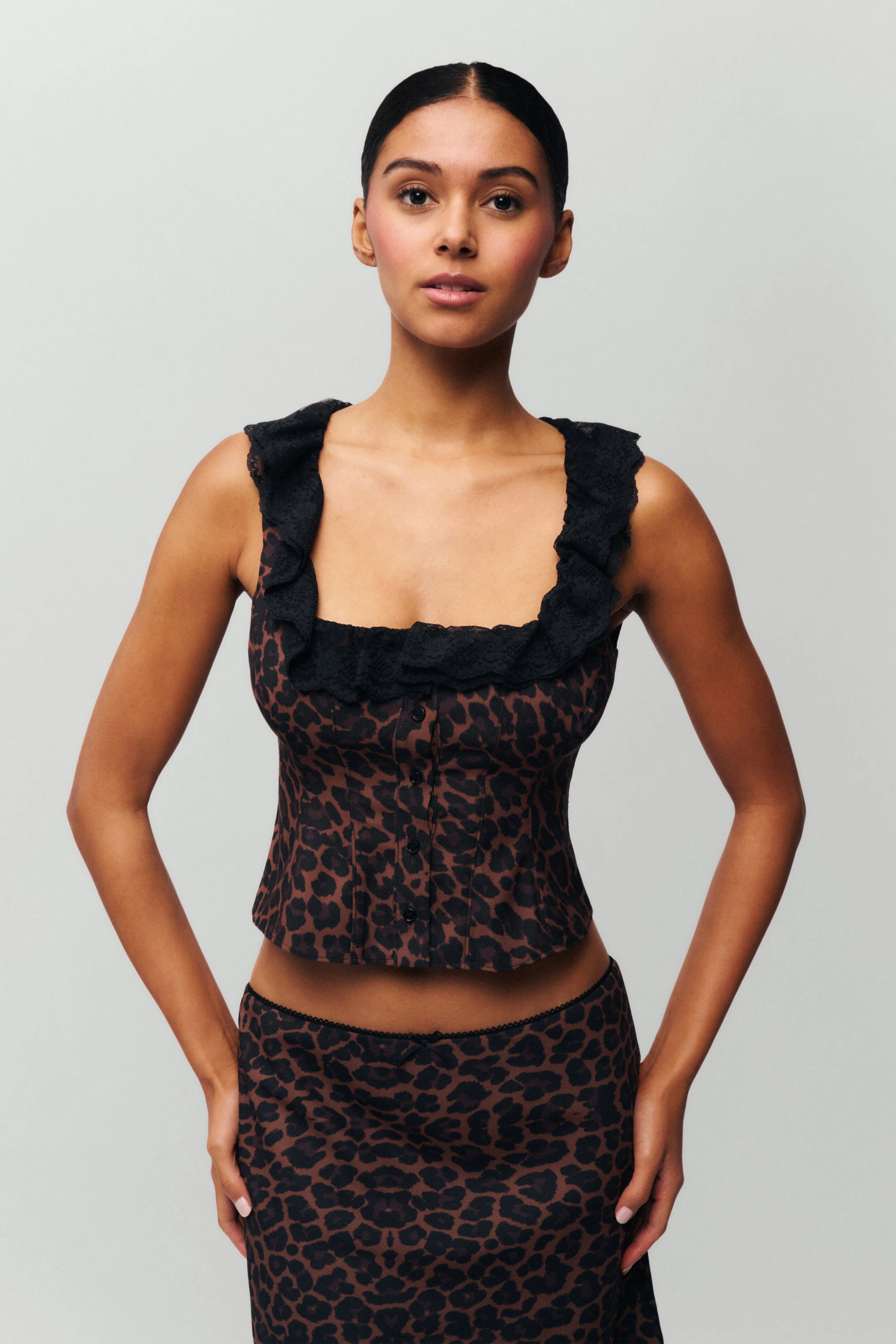 Sweat Absorbing Lining Paloma Lace Top
