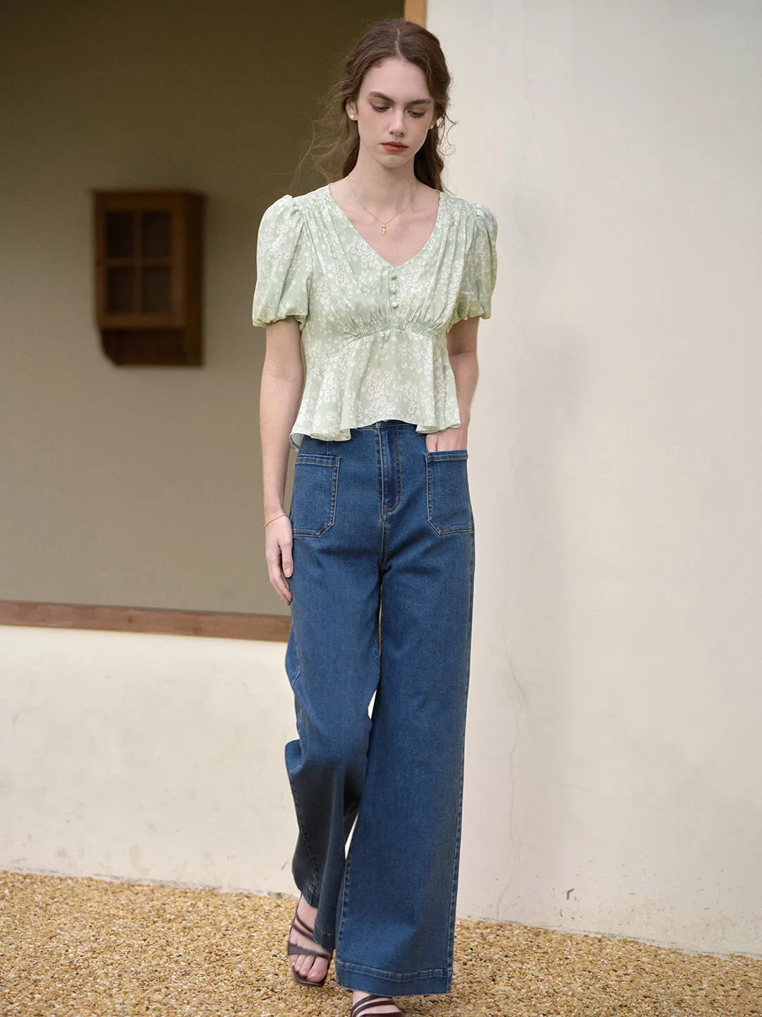 Luciana Tulip French Style Large V-neck Floral Shirt Thermochromic Color Shift Tech Versatile Wear