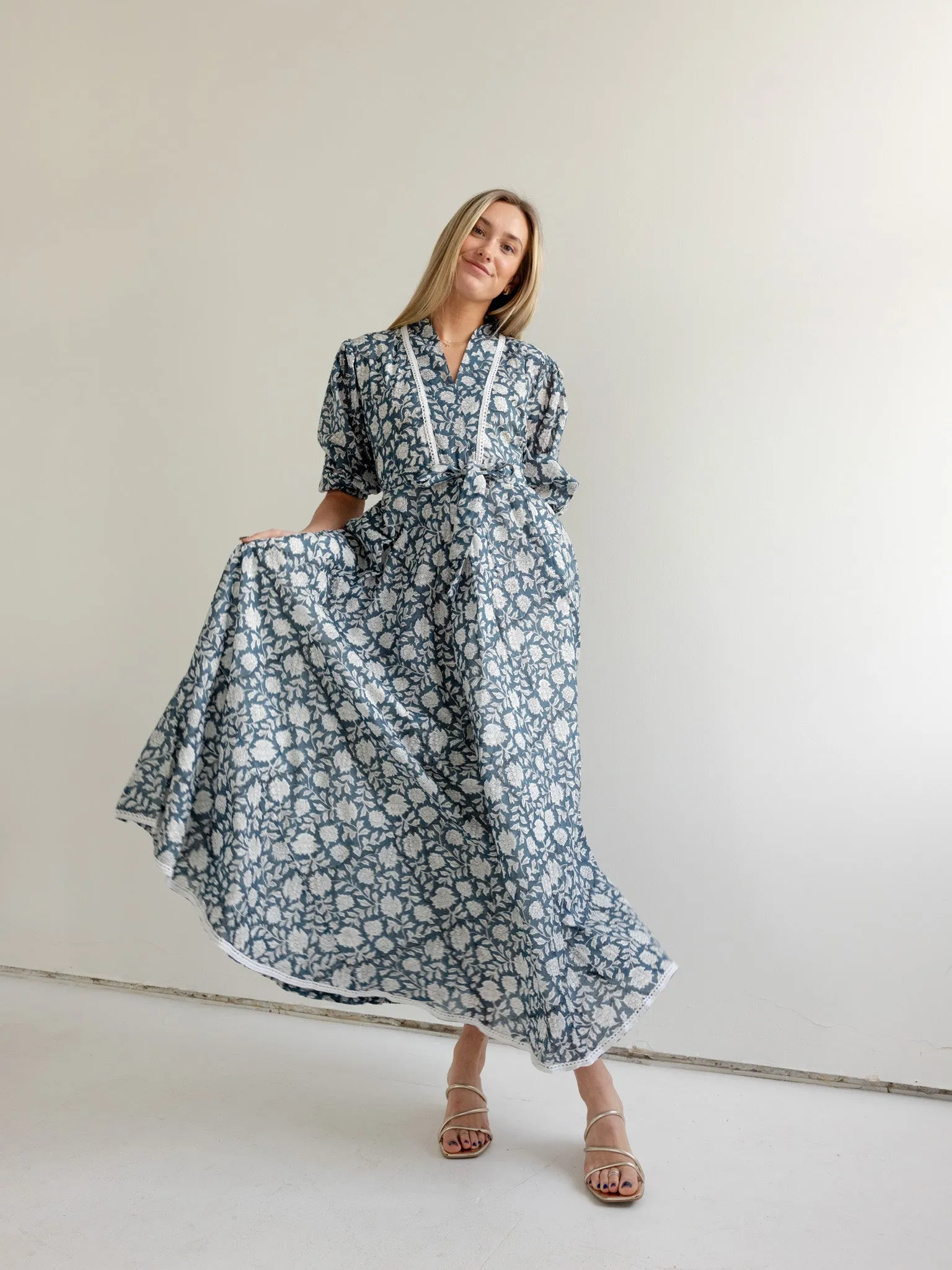 Maison de Fr??d??ric - Cassis Dress Morning Wear Statement-Buttons