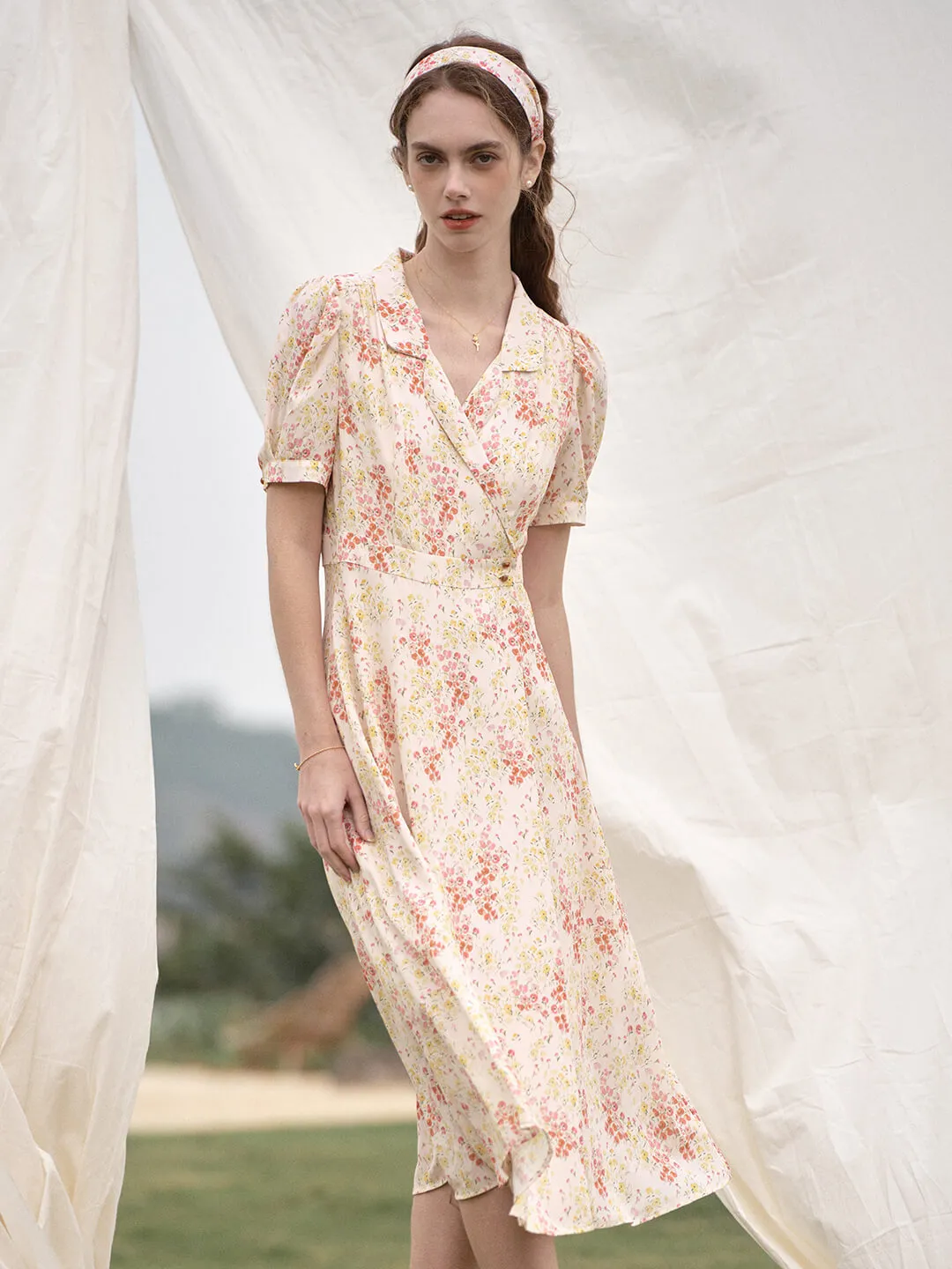 Trendy summer outfit Makenna French Small Lapel Floral Dress